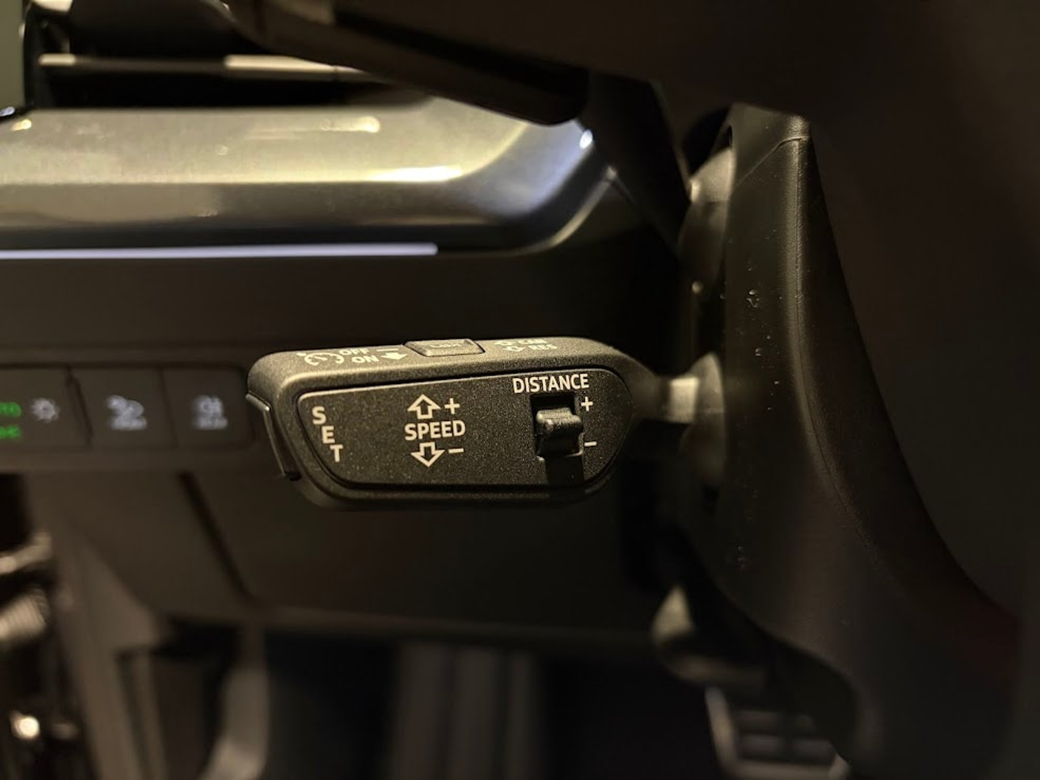 listing desktop thumbnail image 6