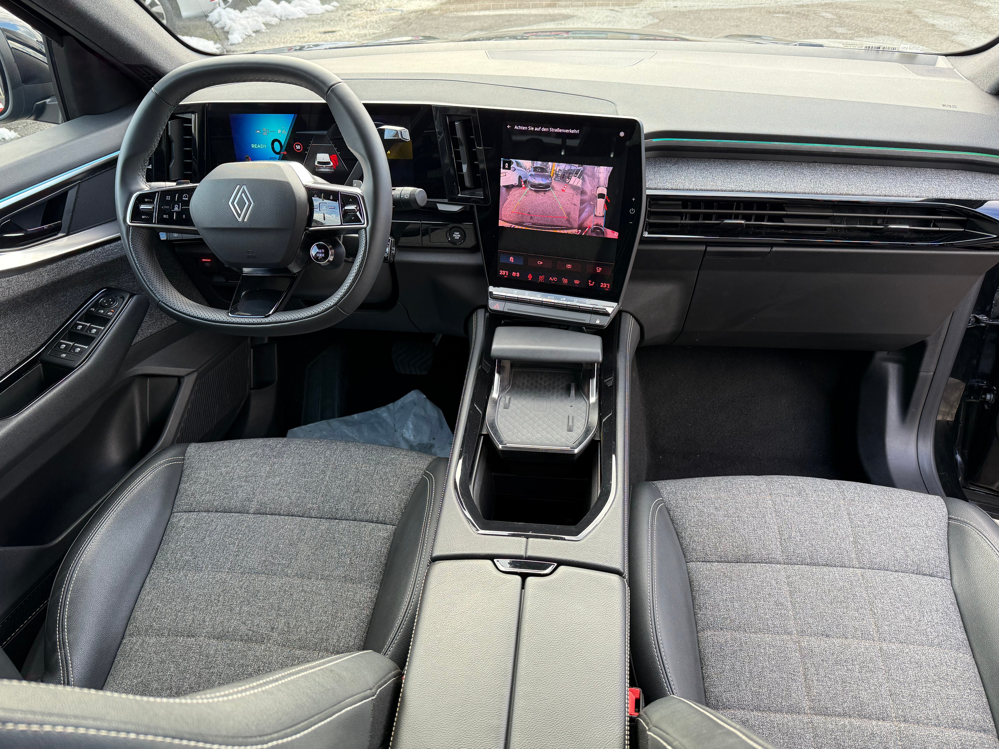 listing desktop thumbnail image 8