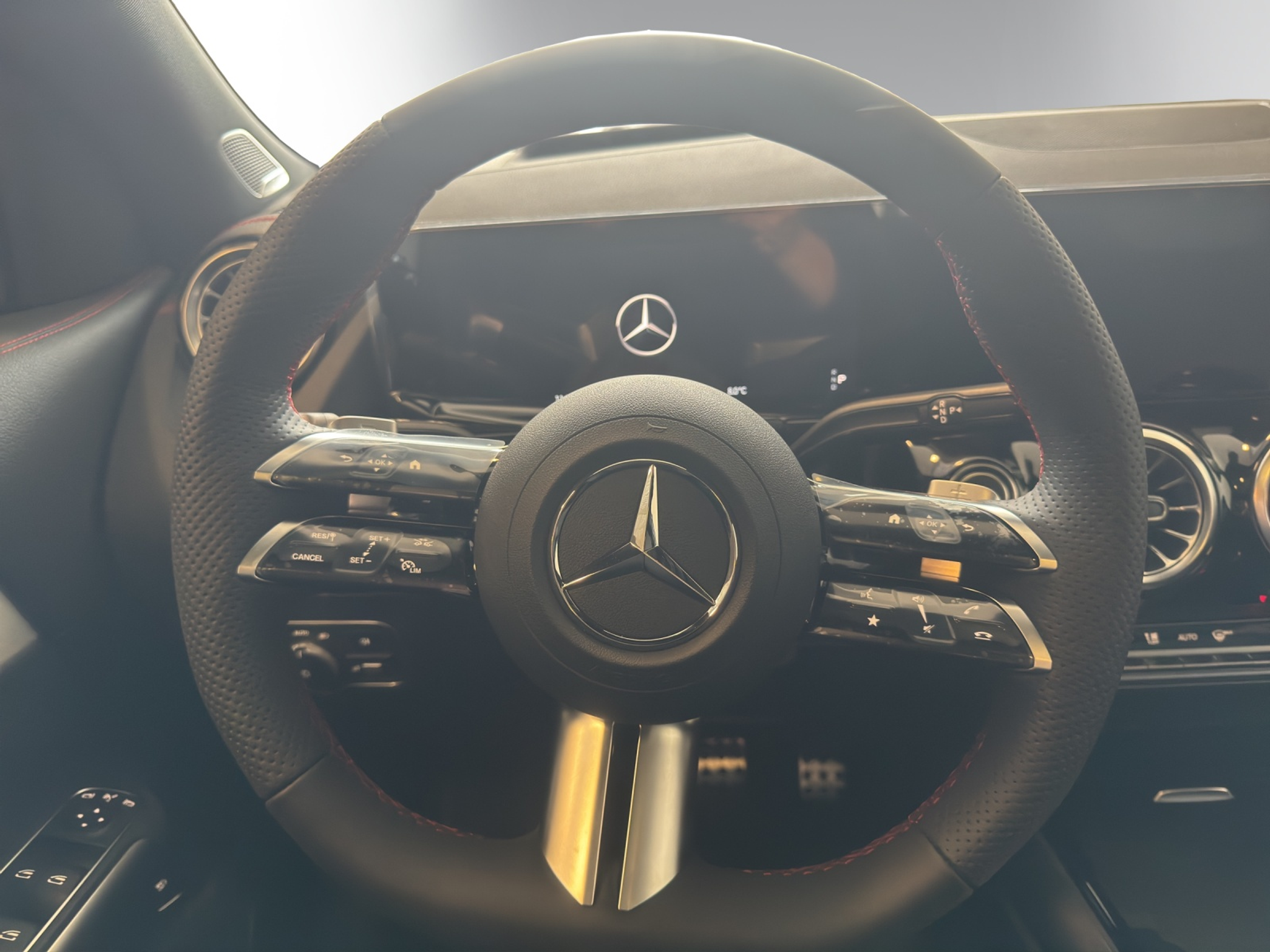 listing desktop thumbnail image 12