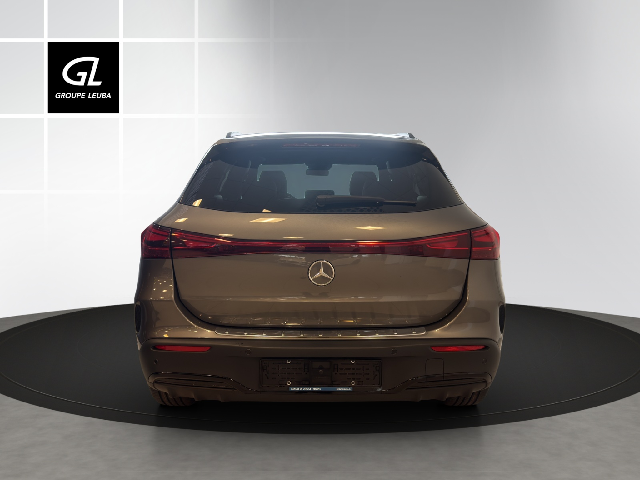 listing desktop thumbnail image 4