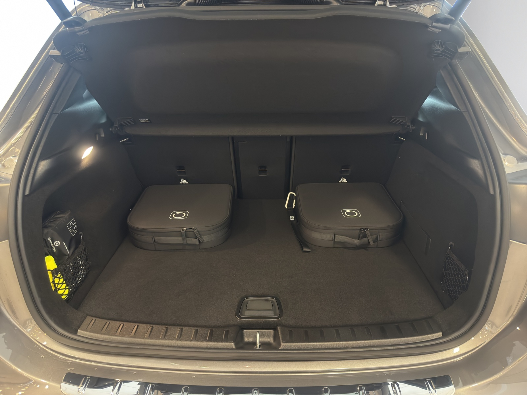 listing desktop thumbnail image 10