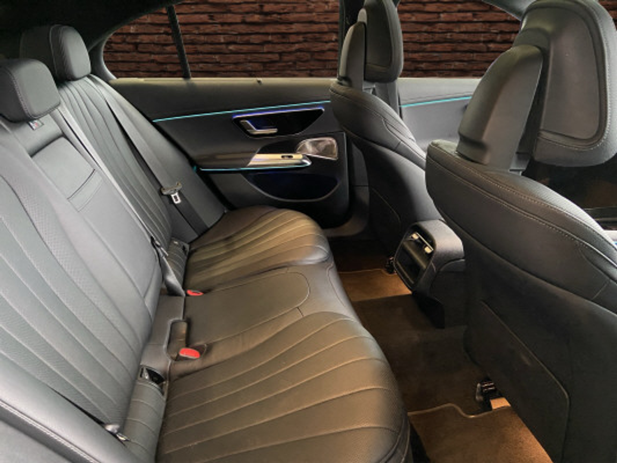 listing desktop thumbnail image 12