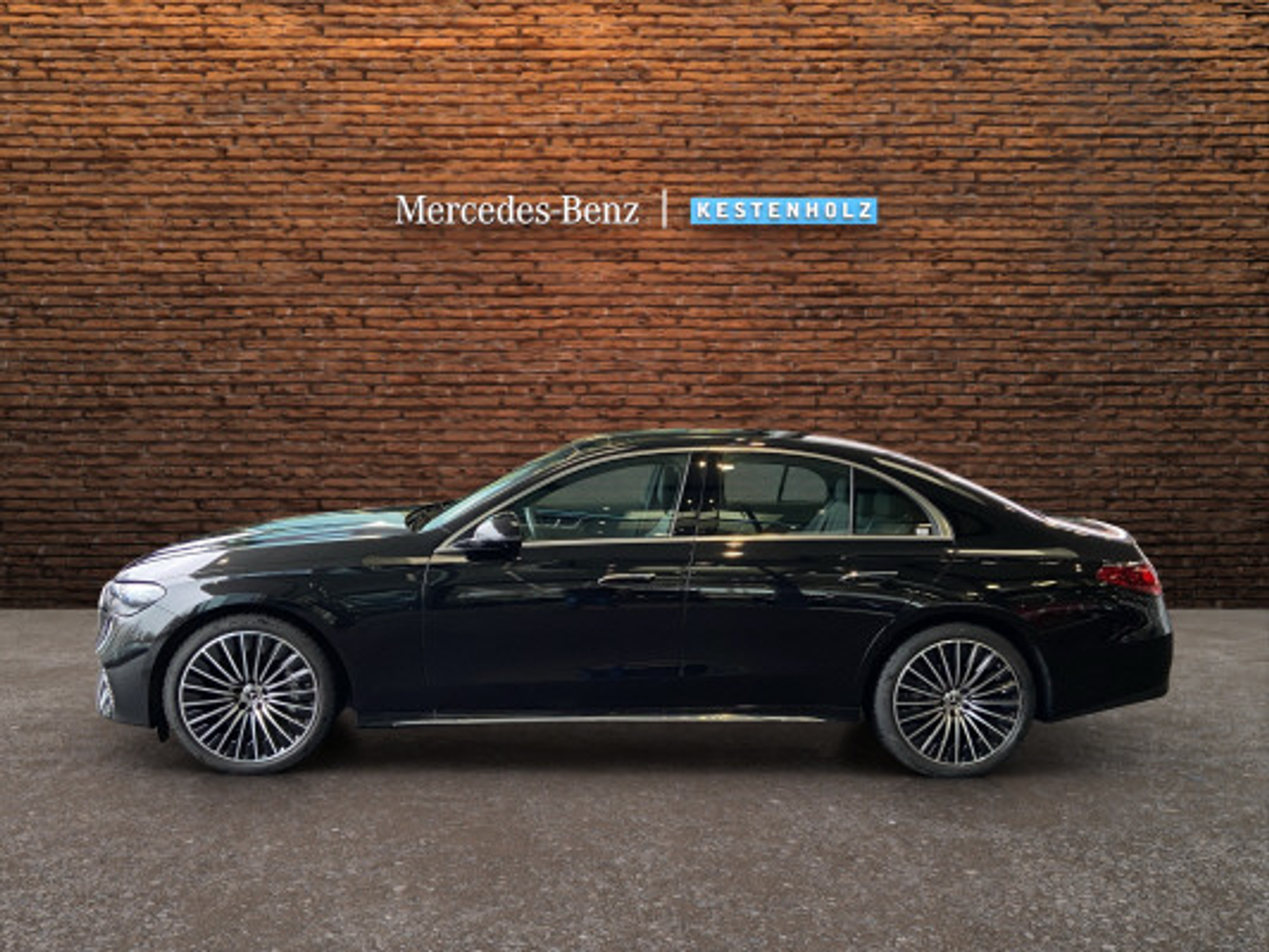 listing desktop thumbnail image 3