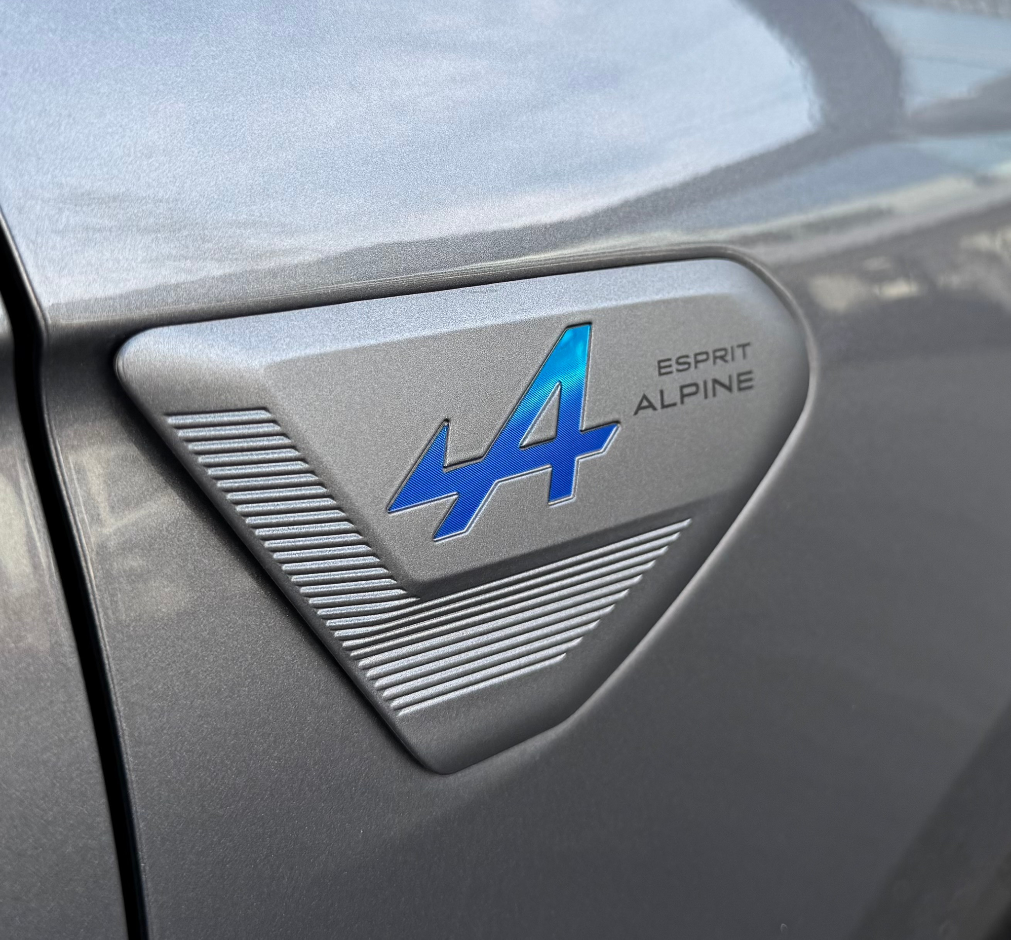 listing desktop thumbnail image 22