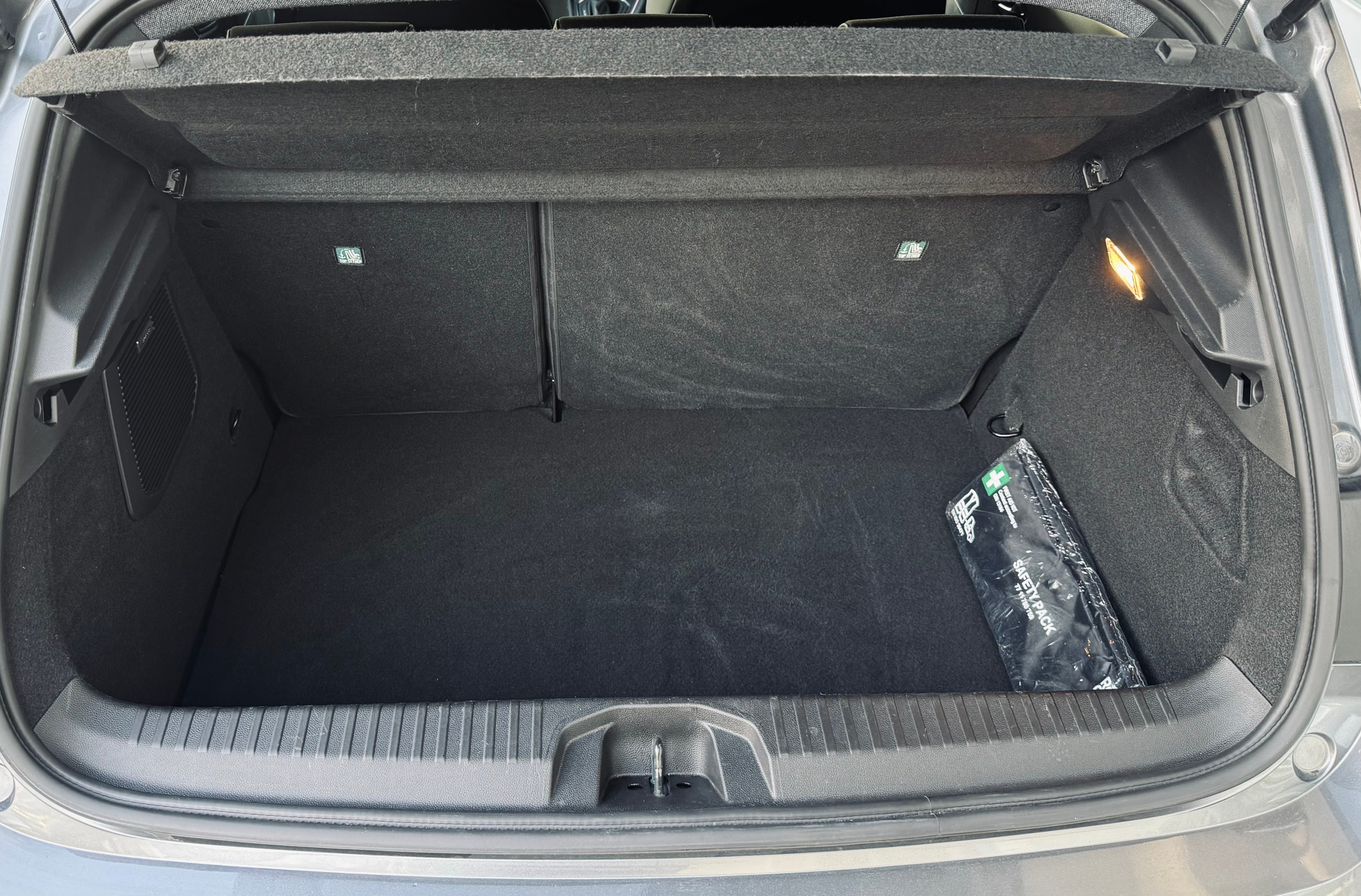 listing desktop thumbnail image 10