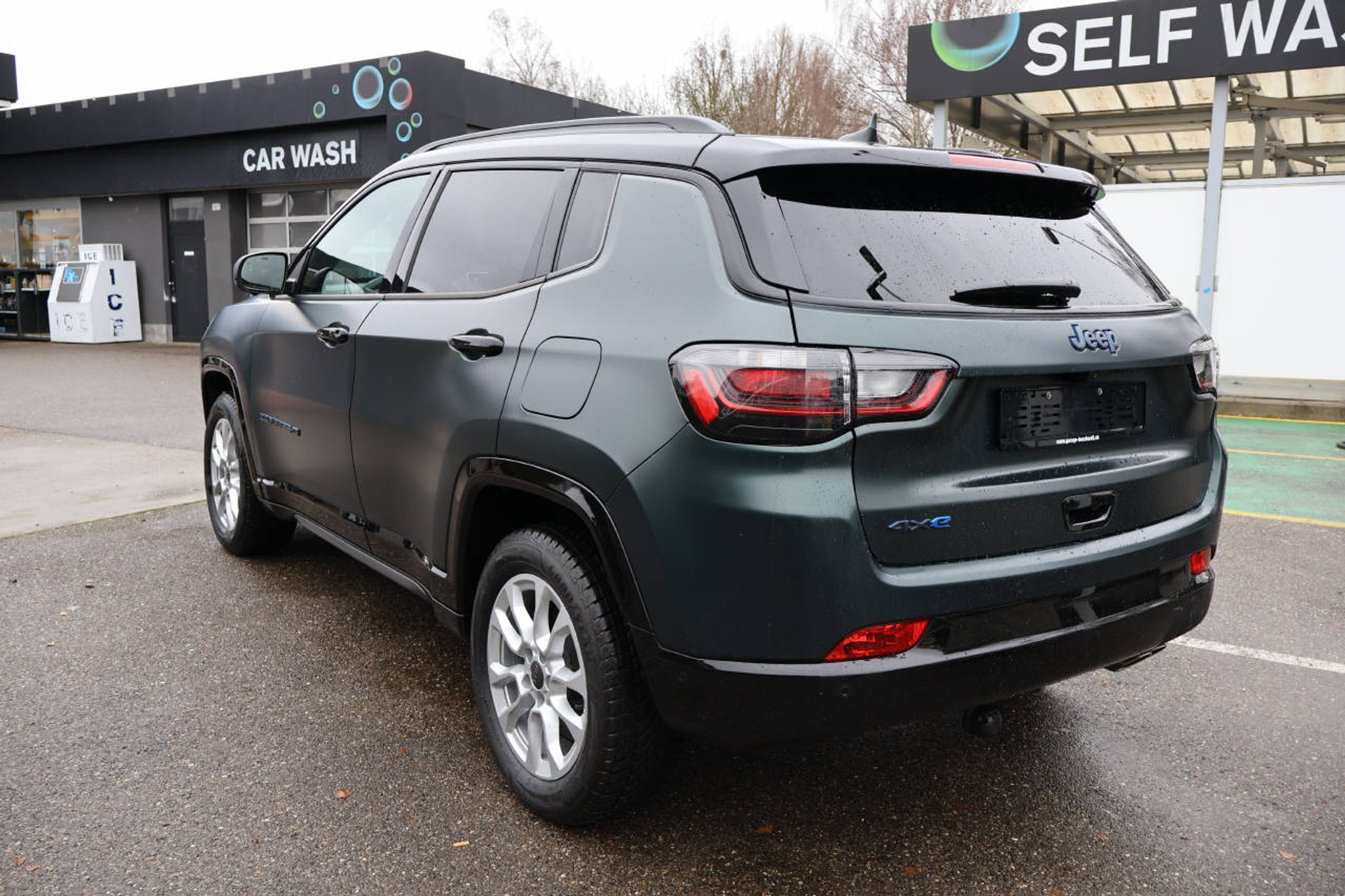 listing desktop thumbnail image 5