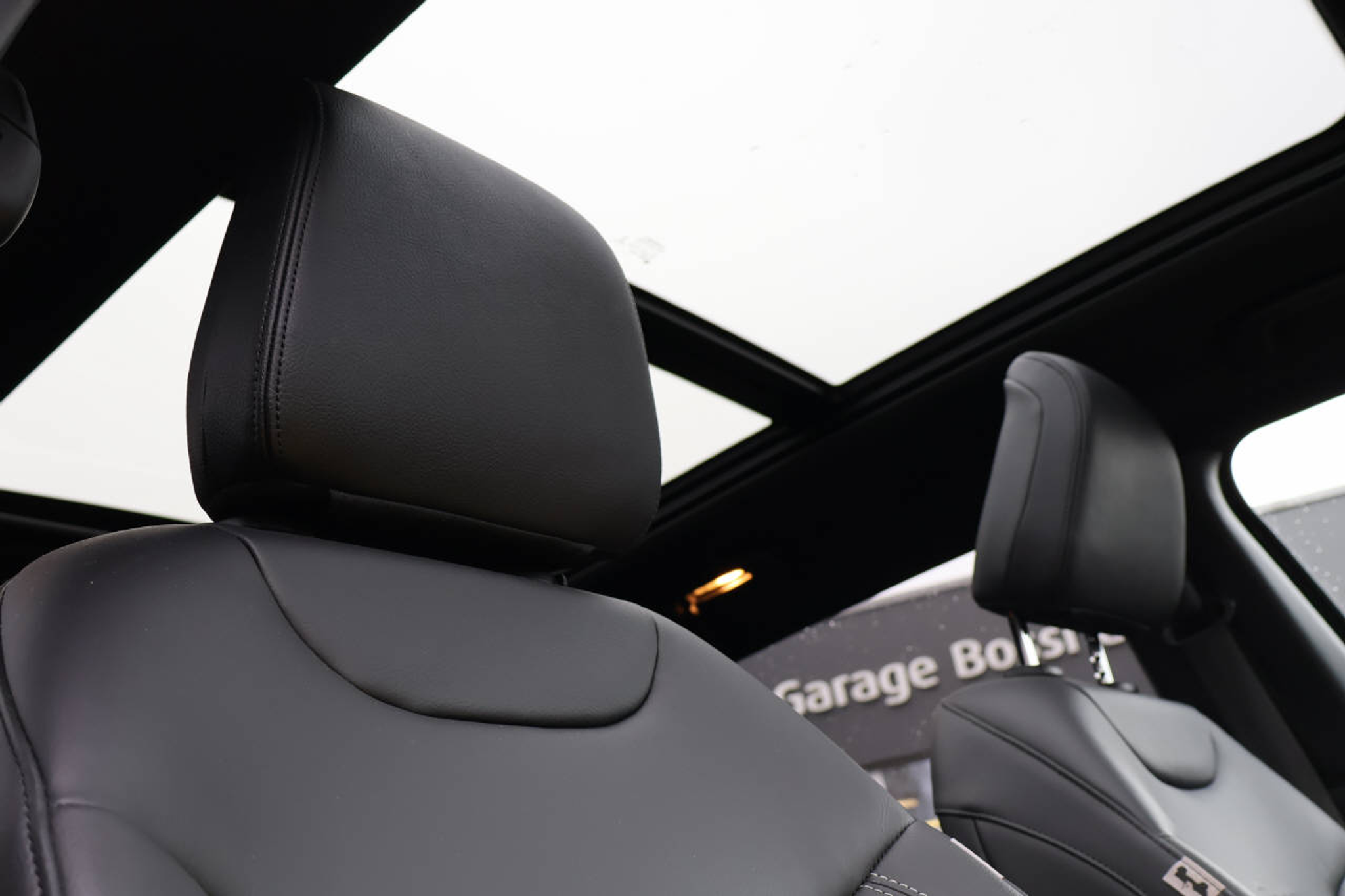 listing desktop thumbnail image 13