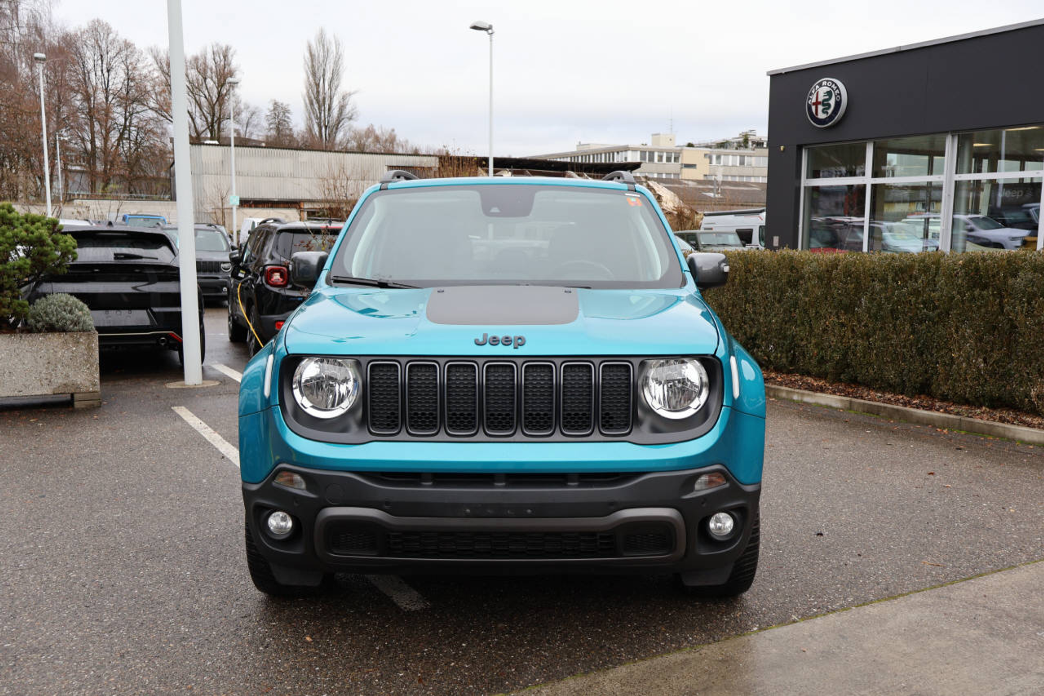 listing desktop thumbnail image 7