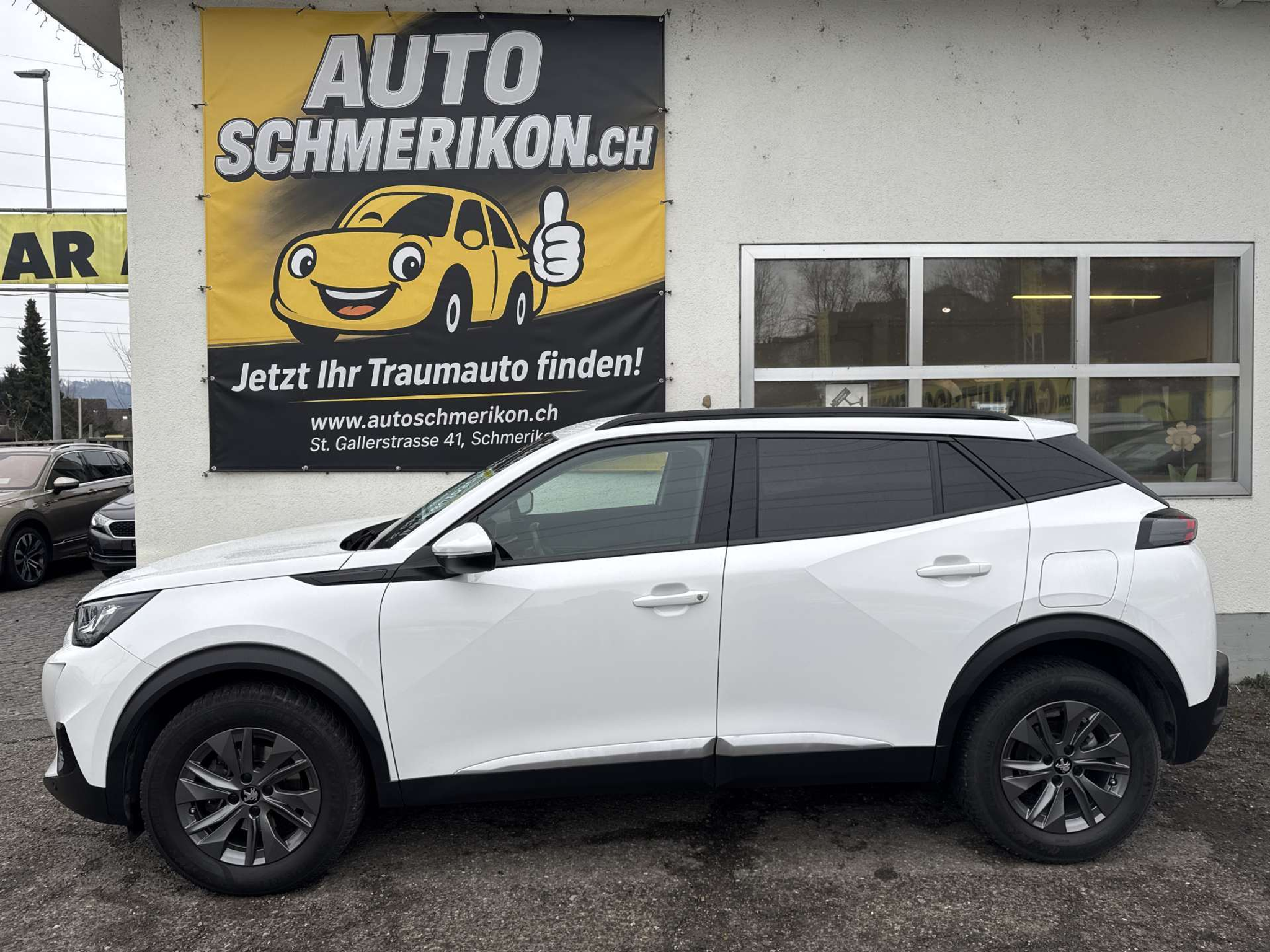 listing desktop thumbnail image 4