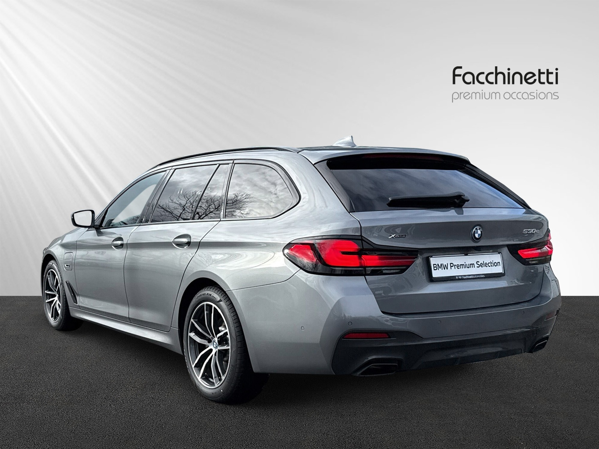 listing desktop thumbnail image 2