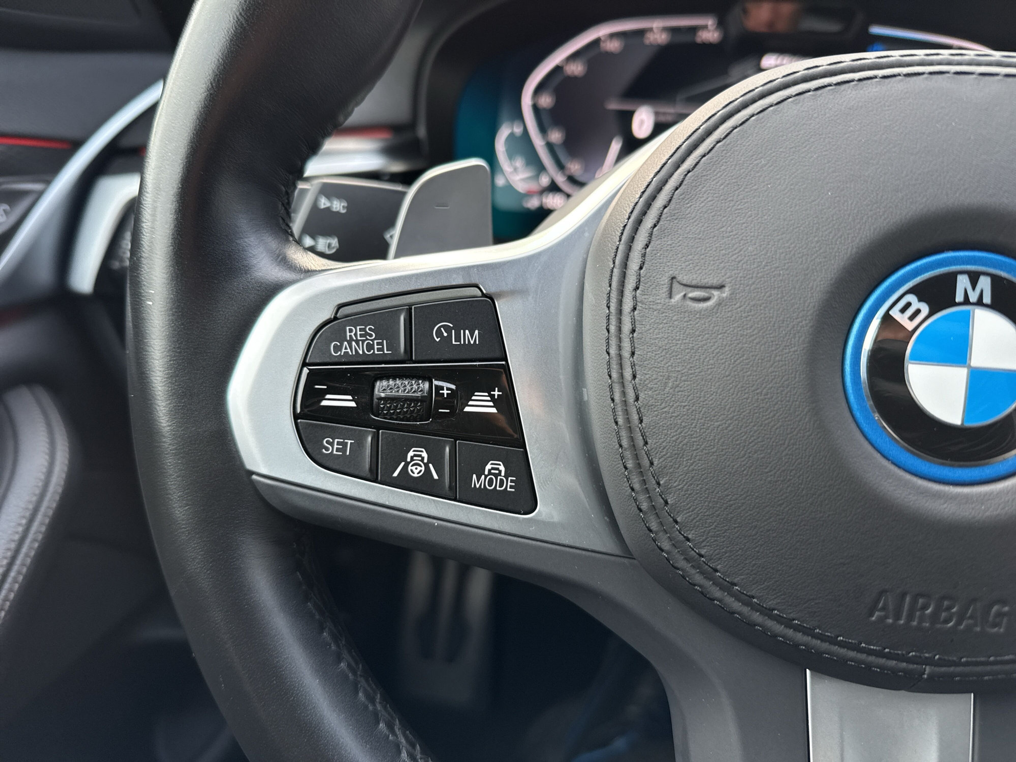 listing desktop thumbnail image 14