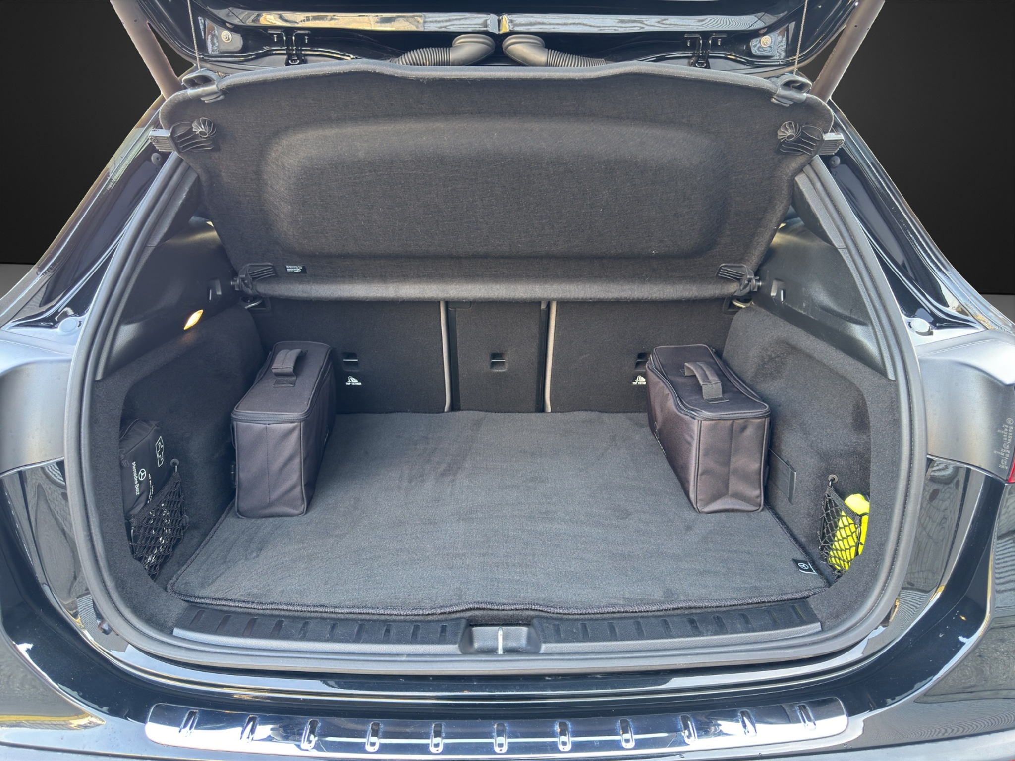 listing desktop thumbnail image 8