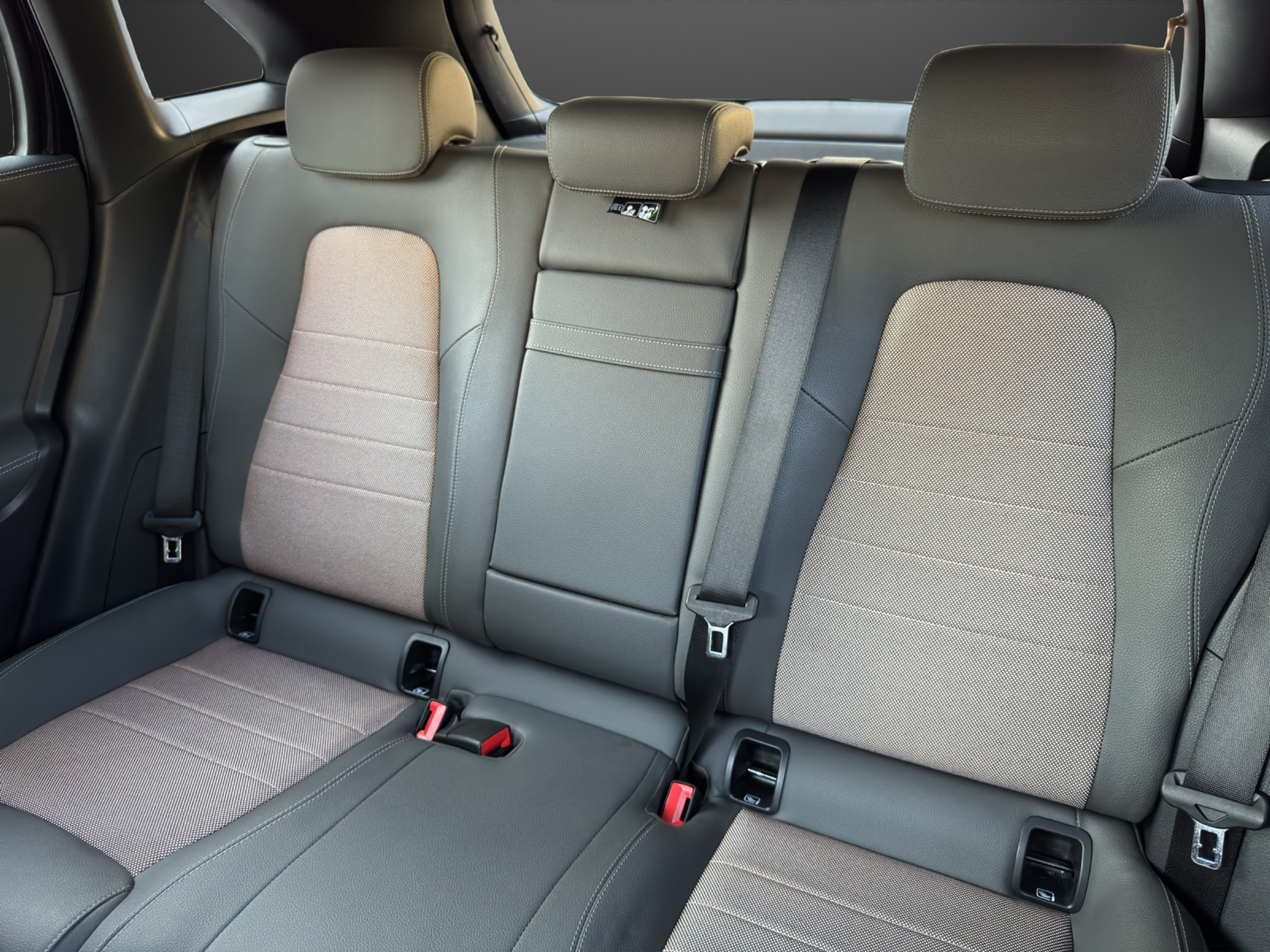 listing desktop thumbnail image 14