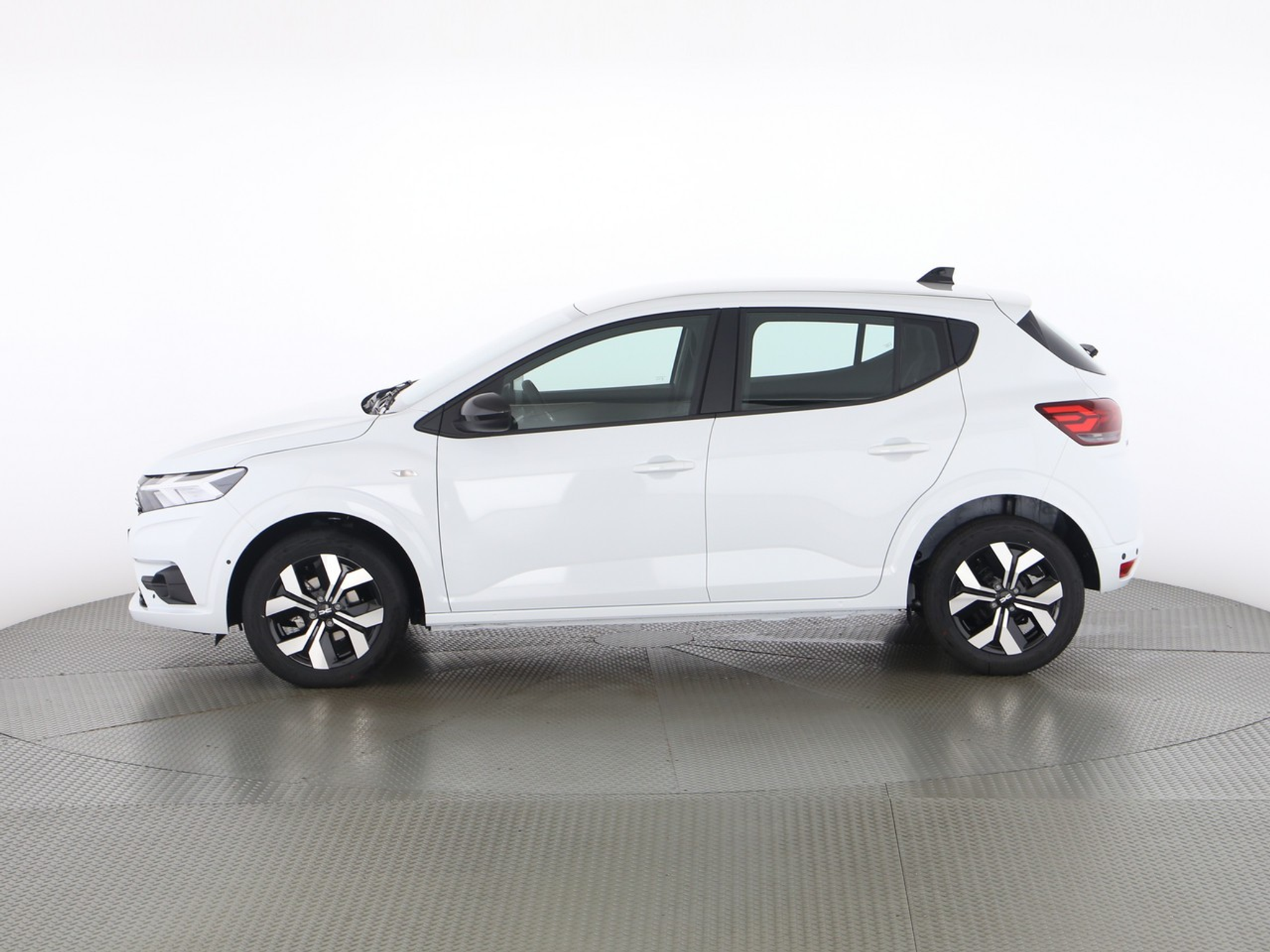 listing desktop thumbnail image 2