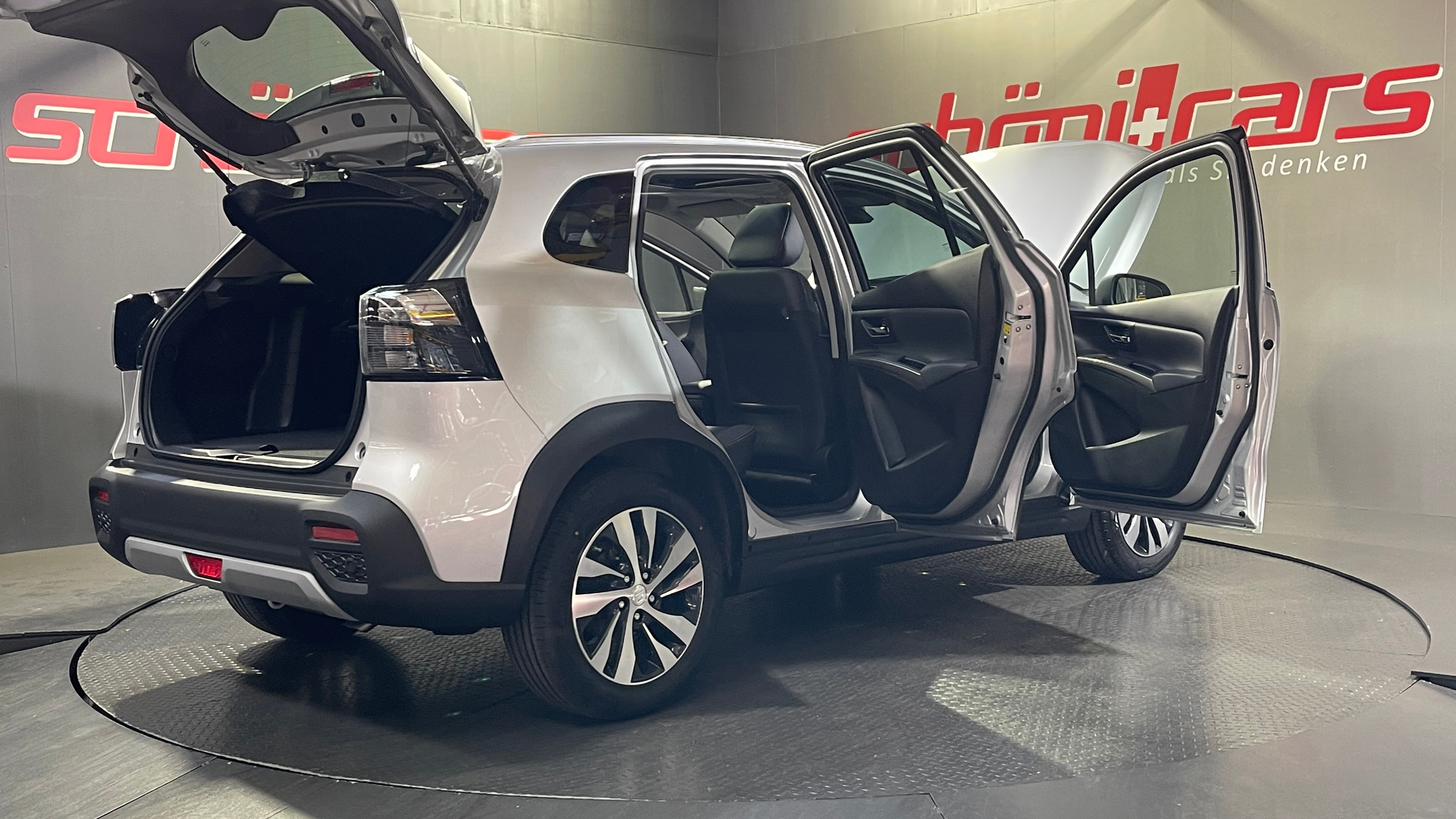 listing desktop thumbnail image 4