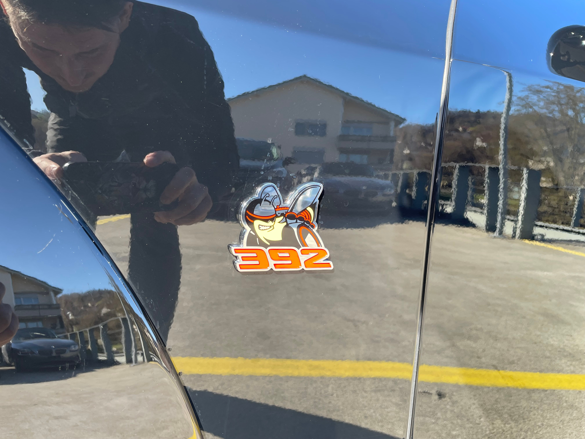 listing desktop thumbnail image 11