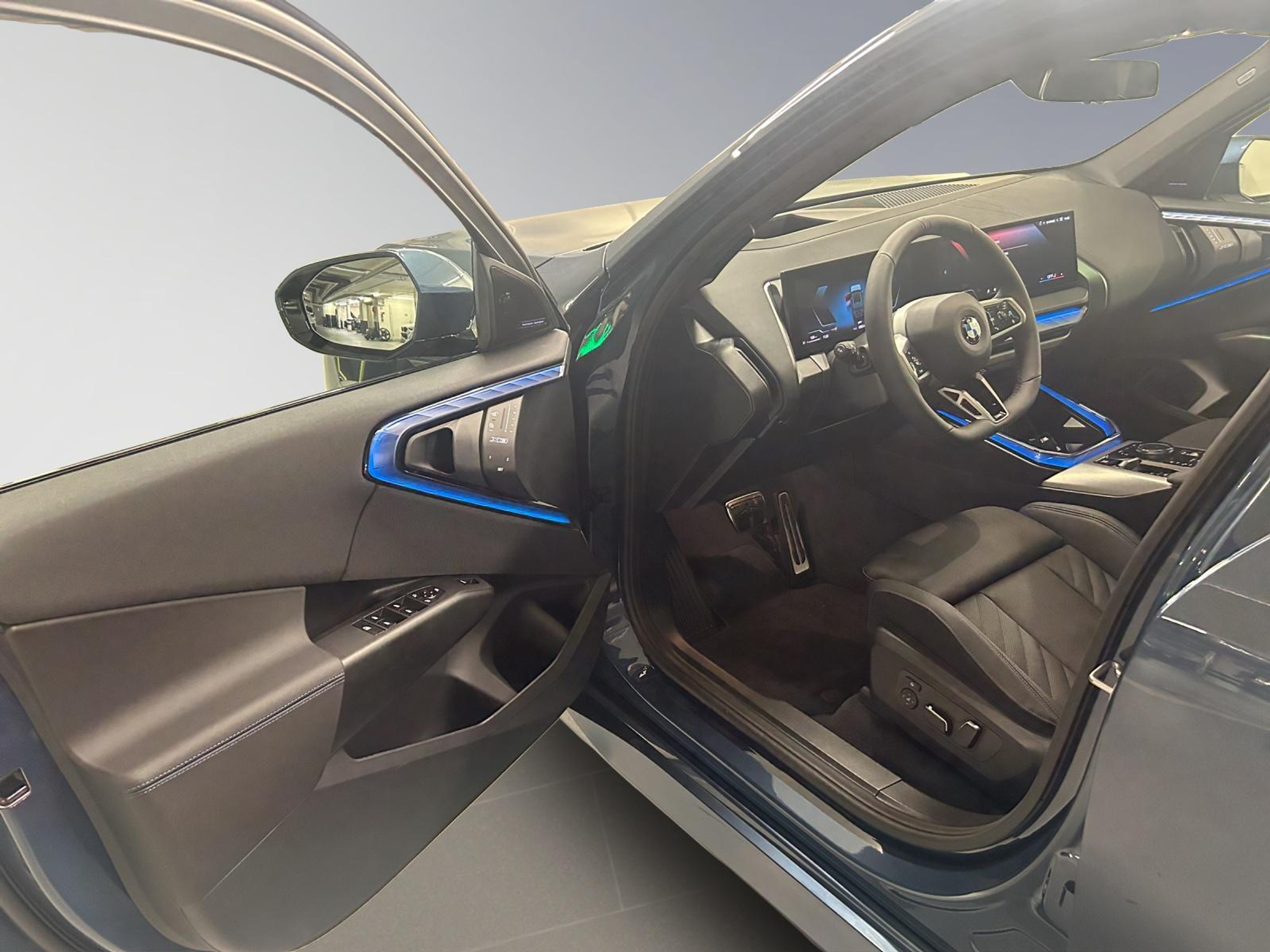 listing desktop thumbnail image 11