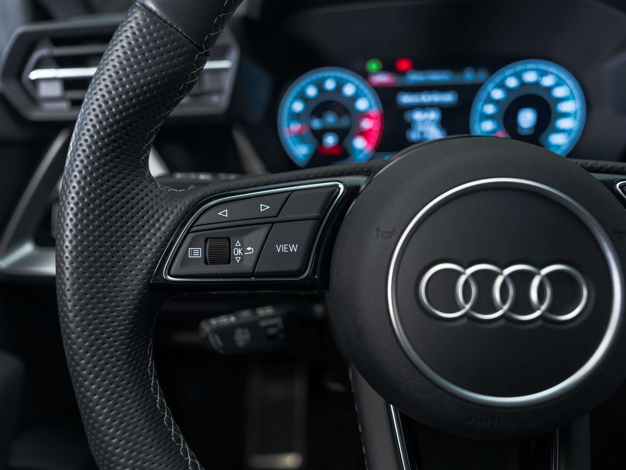 listing desktop thumbnail image 28