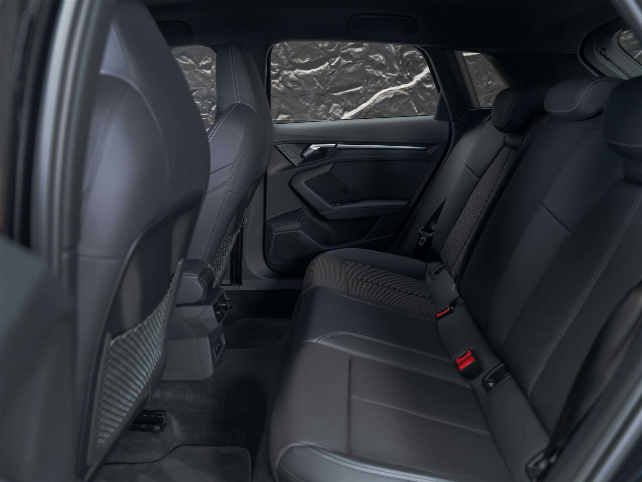 listing desktop thumbnail image 12