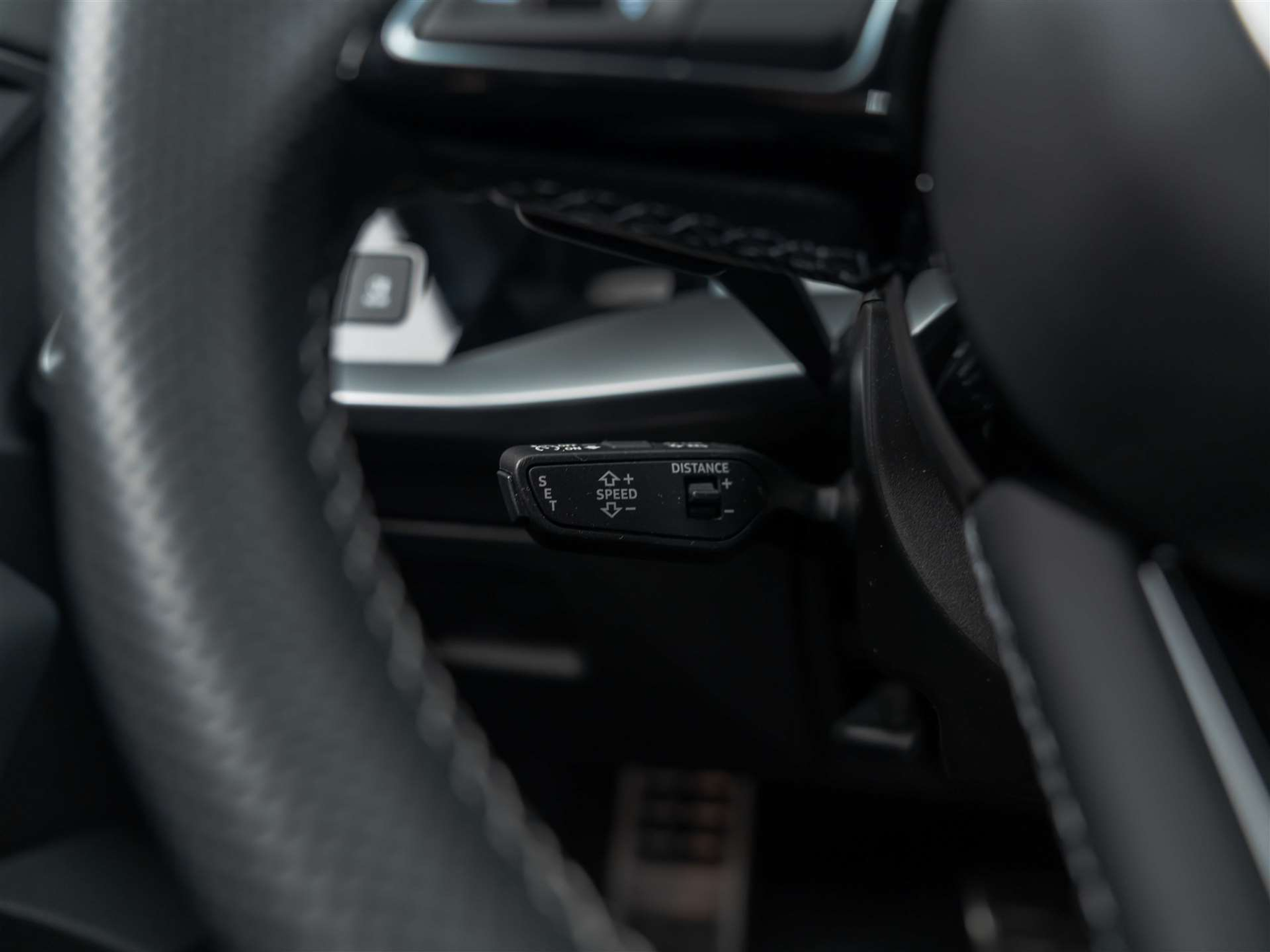 listing desktop thumbnail image 32