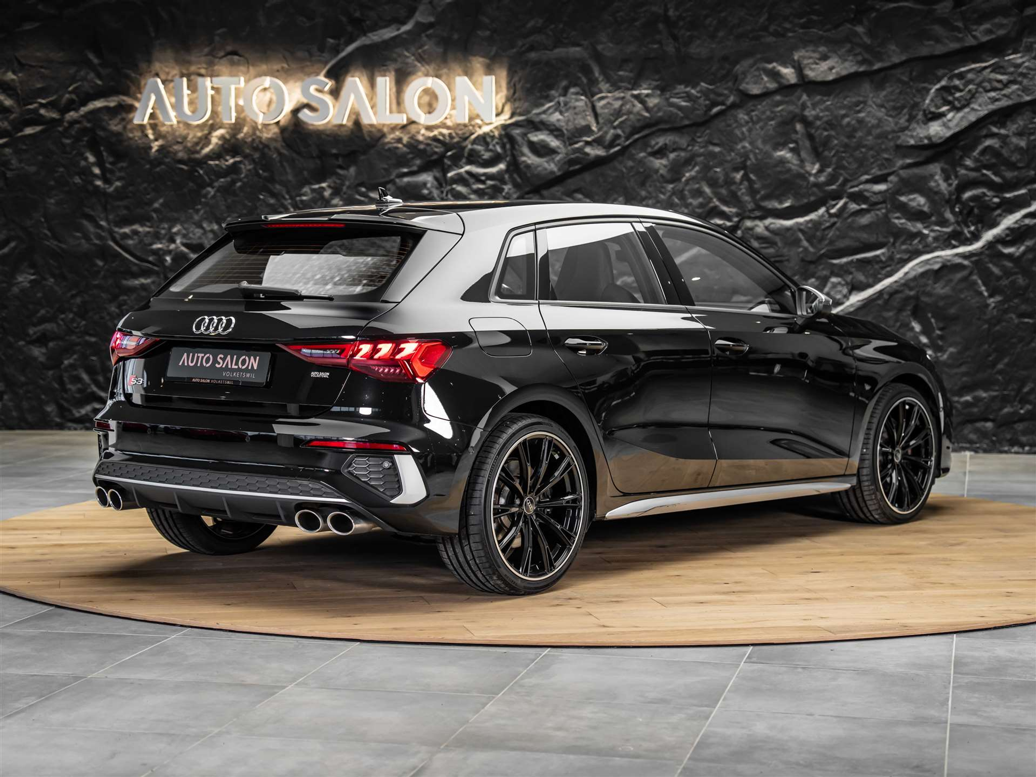 listing desktop thumbnail image 4