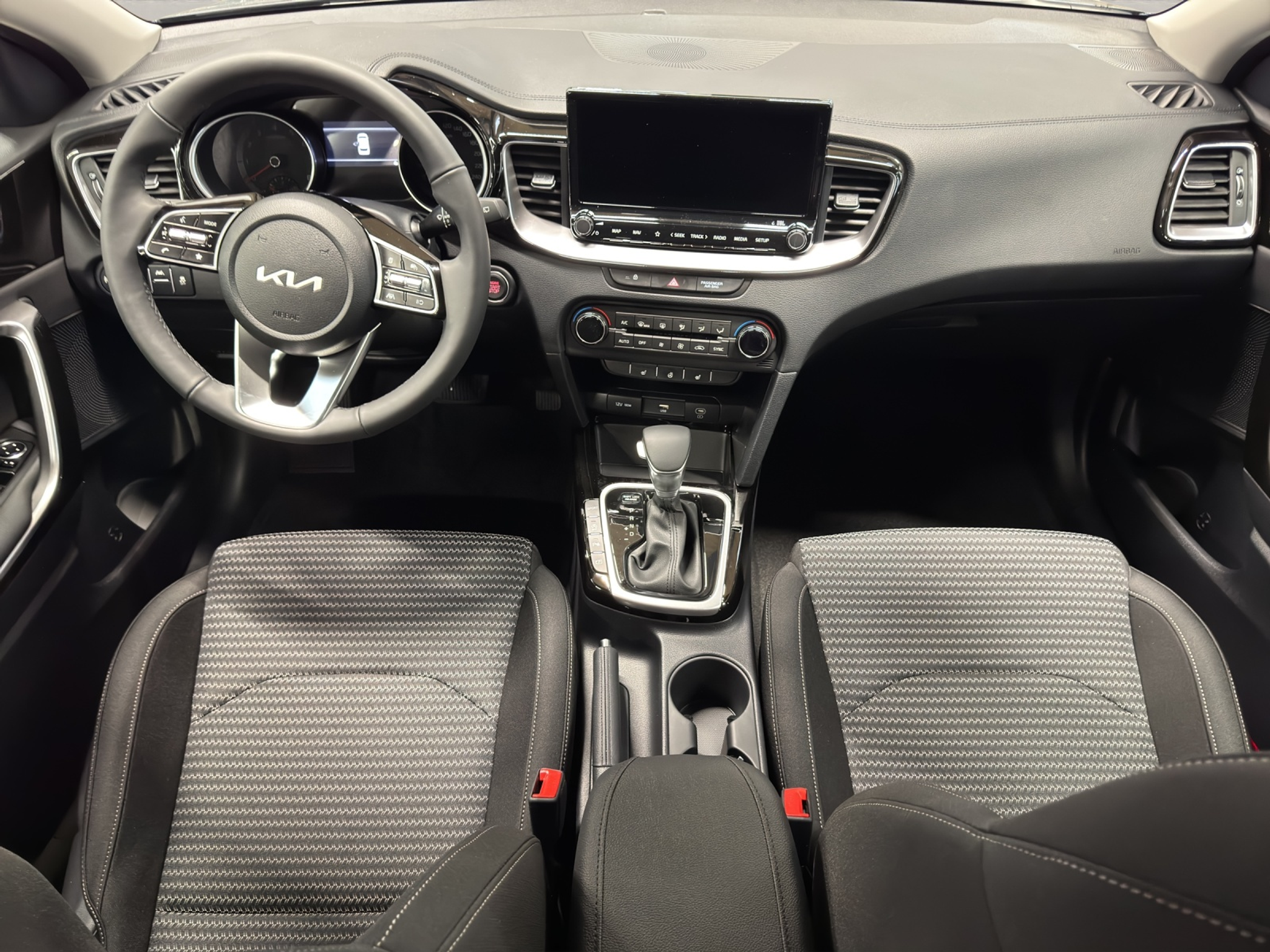 listing desktop thumbnail image 10