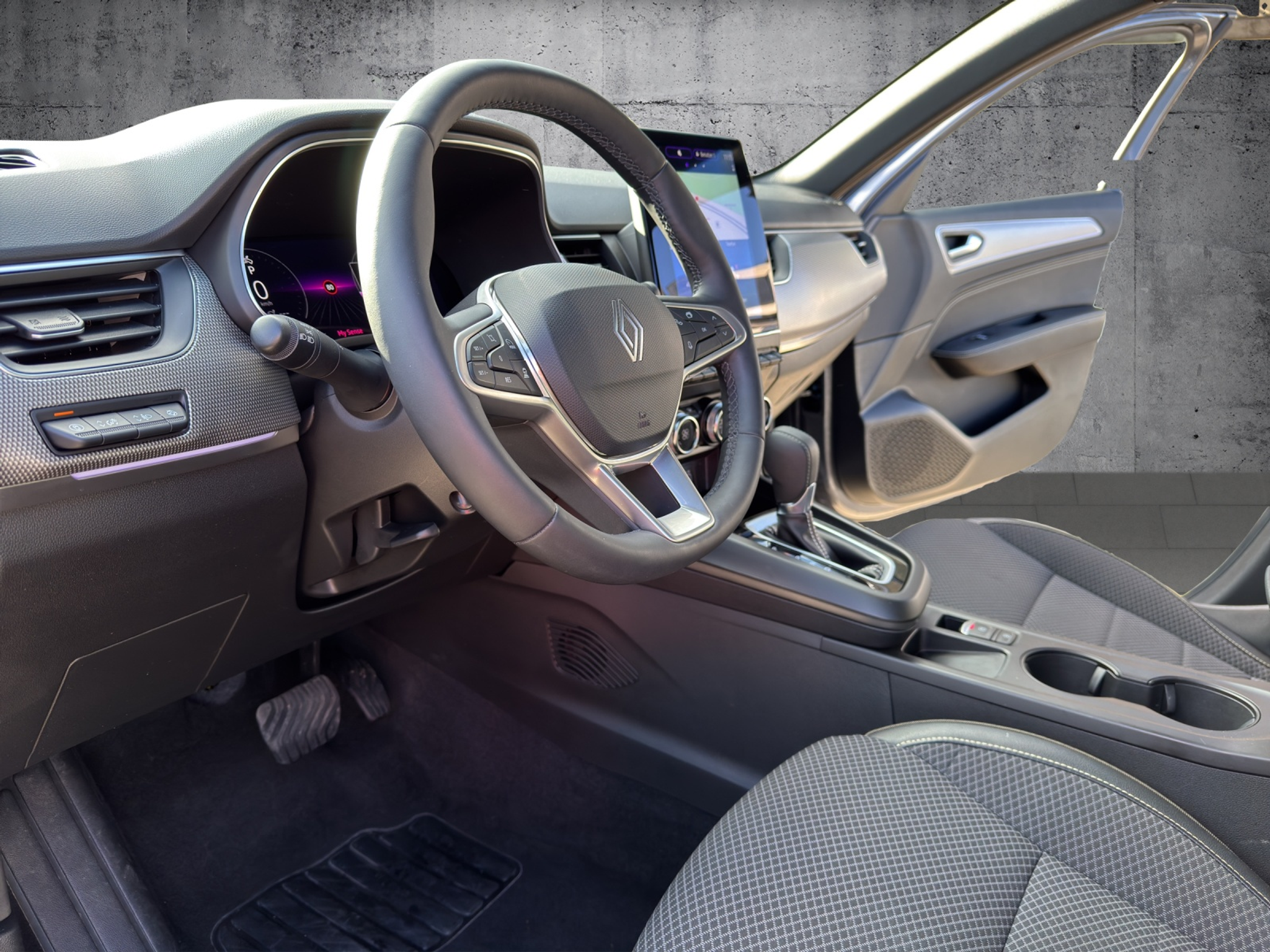 listing desktop thumbnail image 1