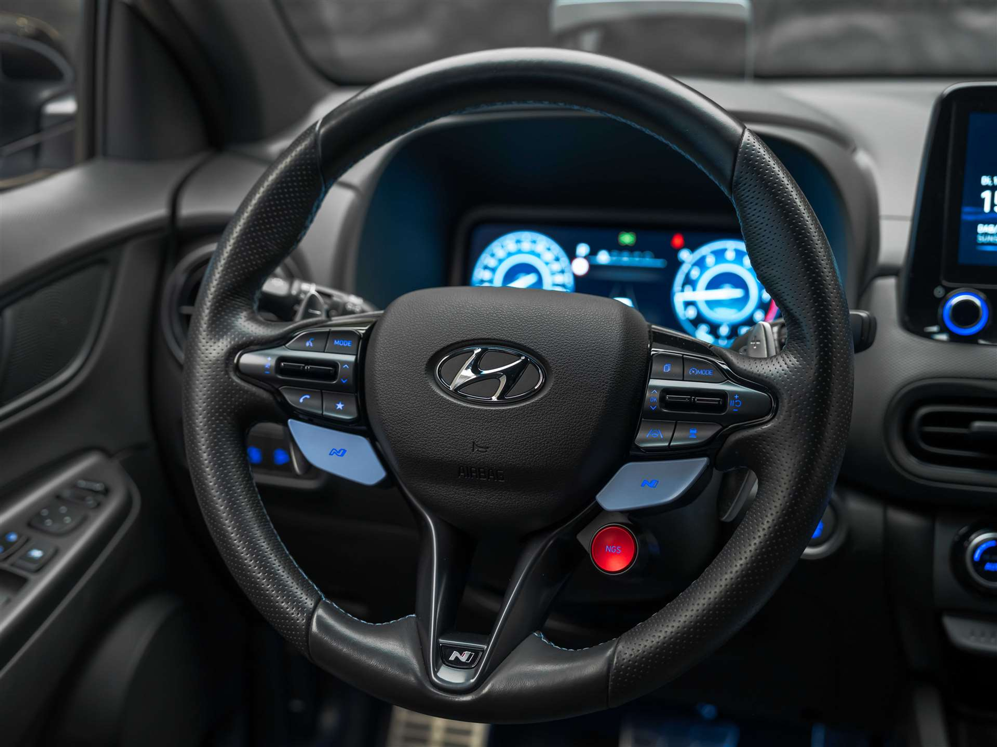 listing desktop thumbnail image 31