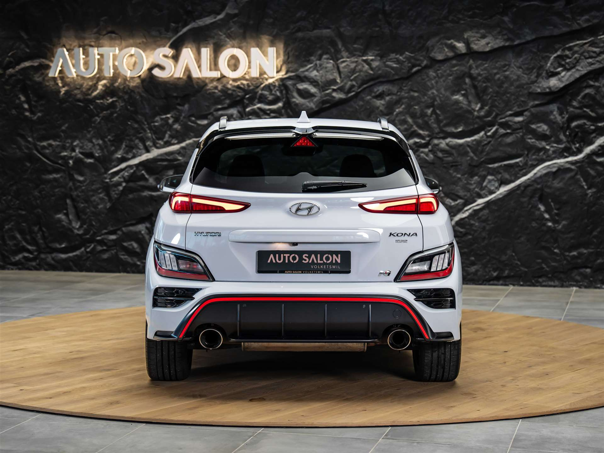 listing desktop thumbnail image 4