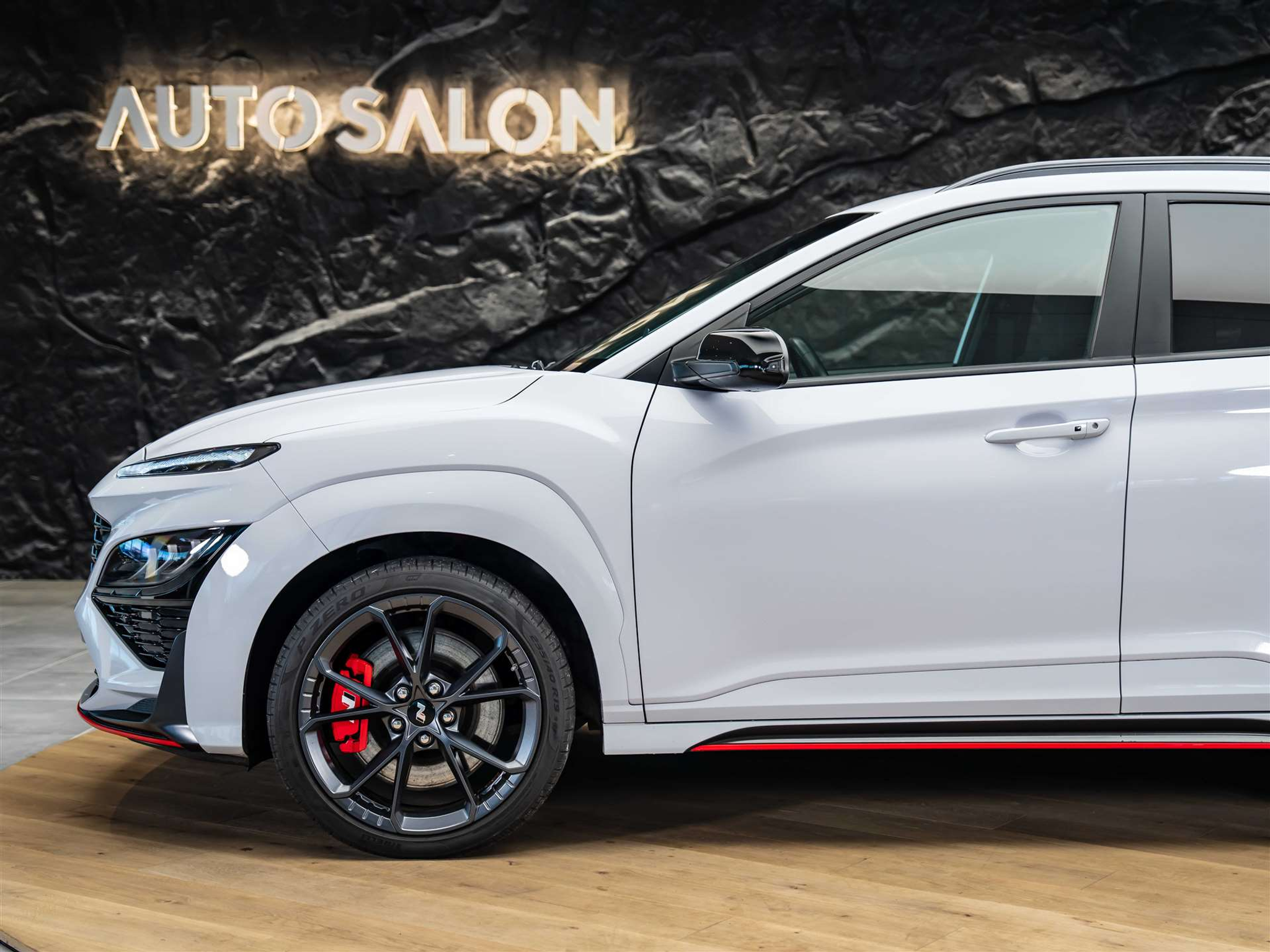 listing desktop thumbnail image 18