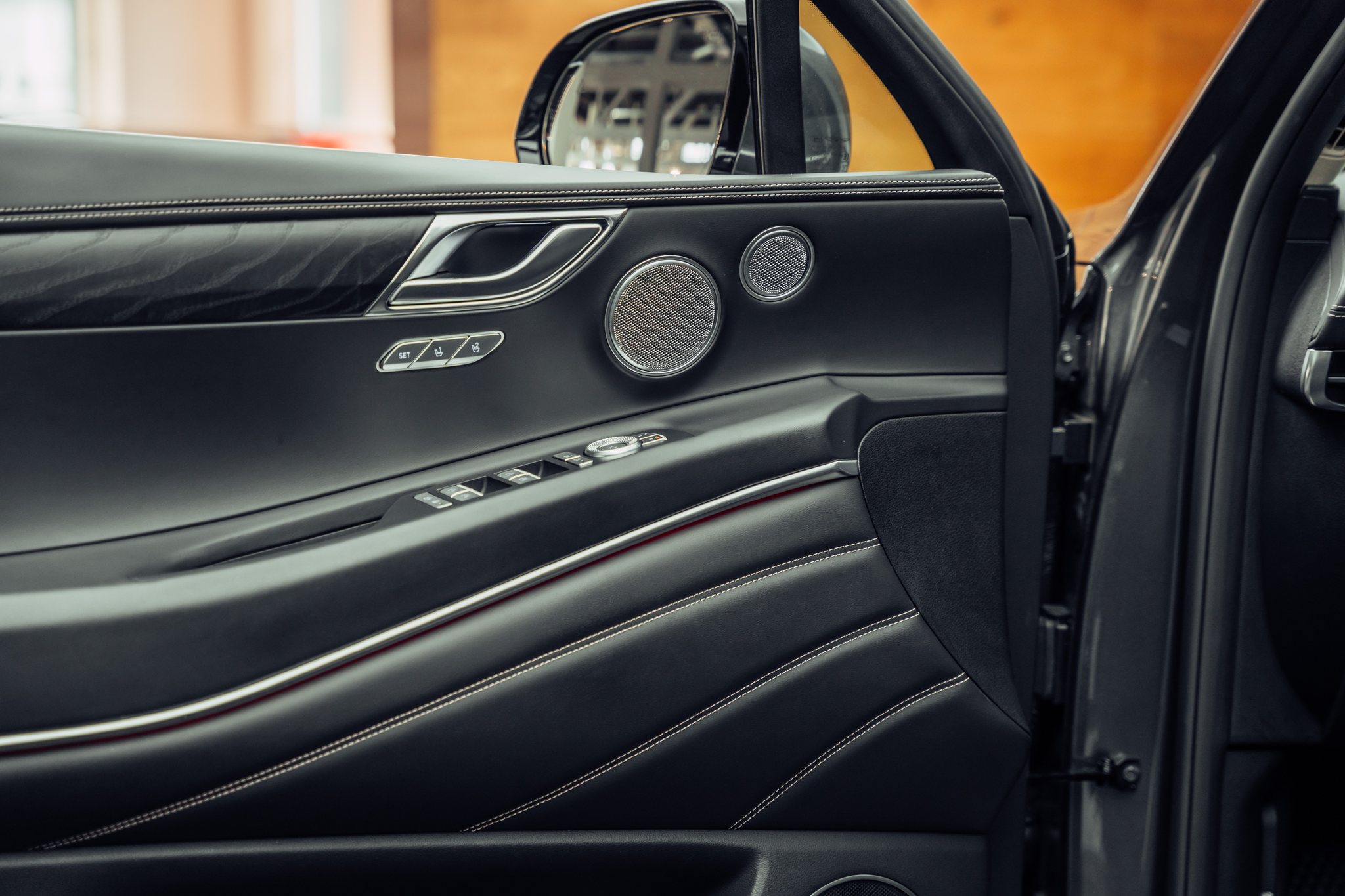 listing desktop thumbnail image 19