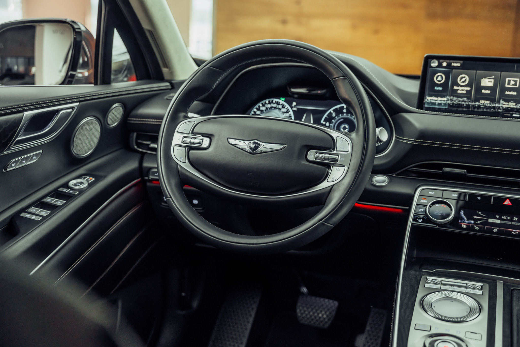 listing desktop thumbnail image 12