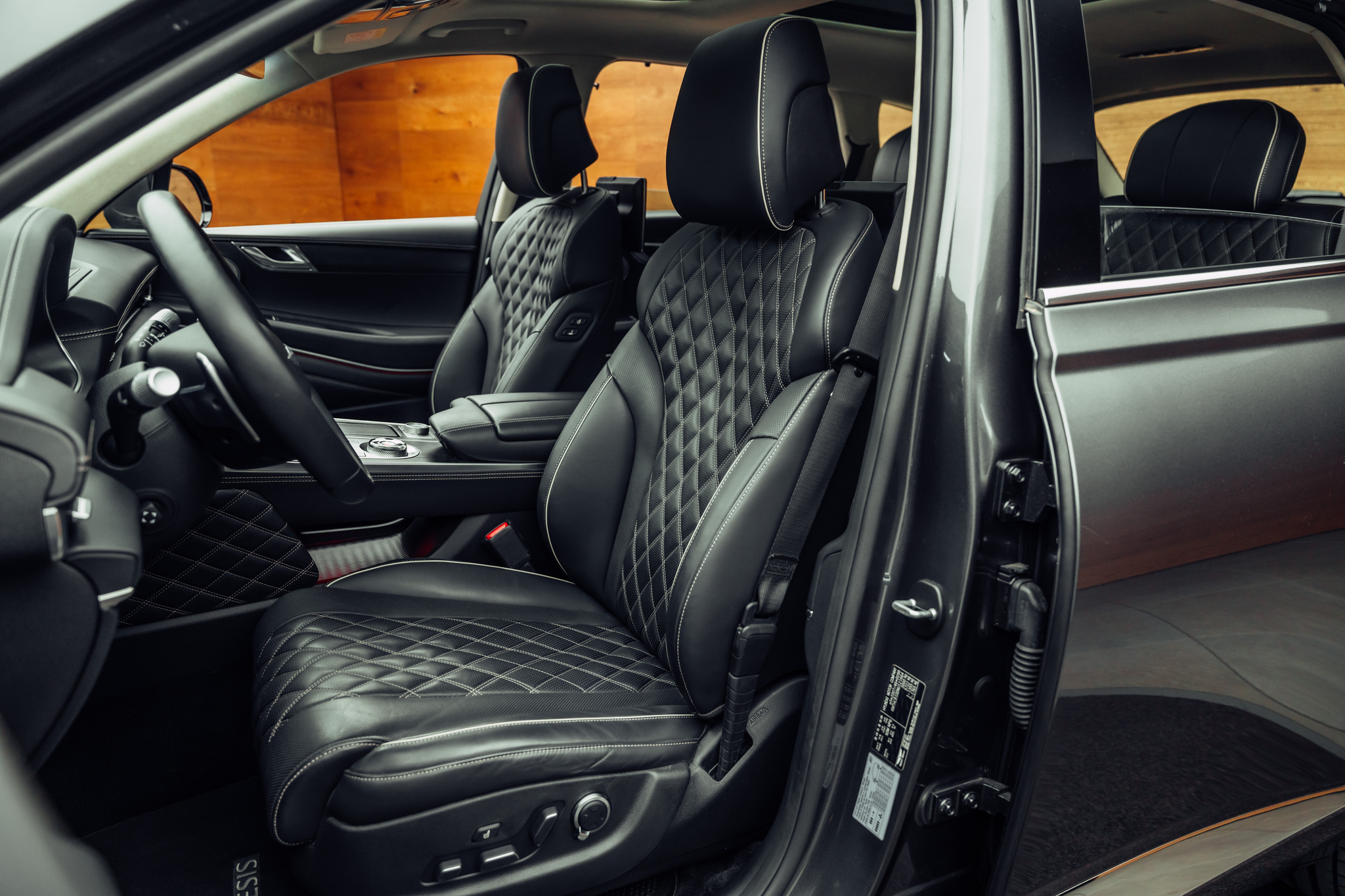 listing desktop thumbnail image 7