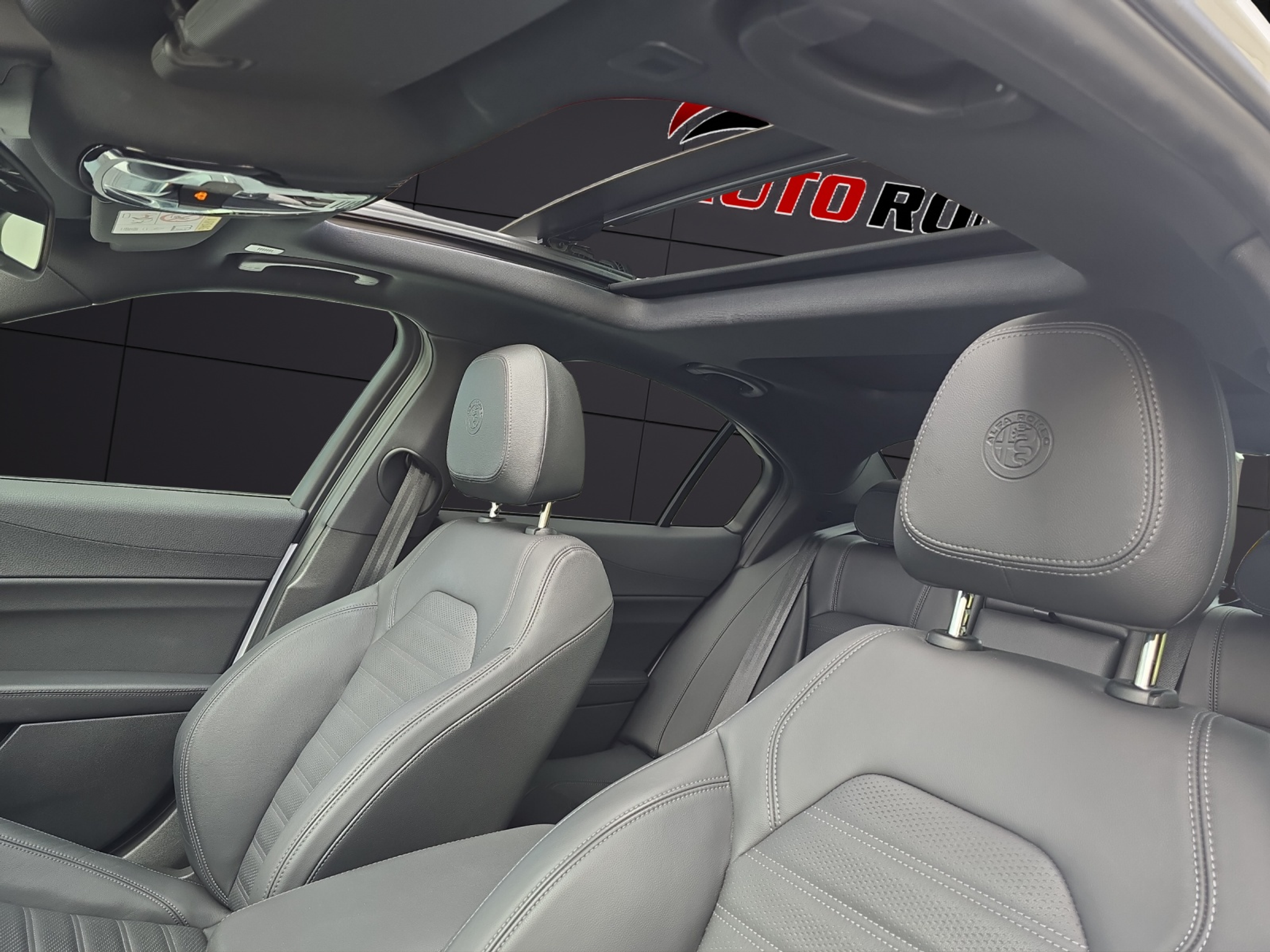 listing desktop thumbnail image 23