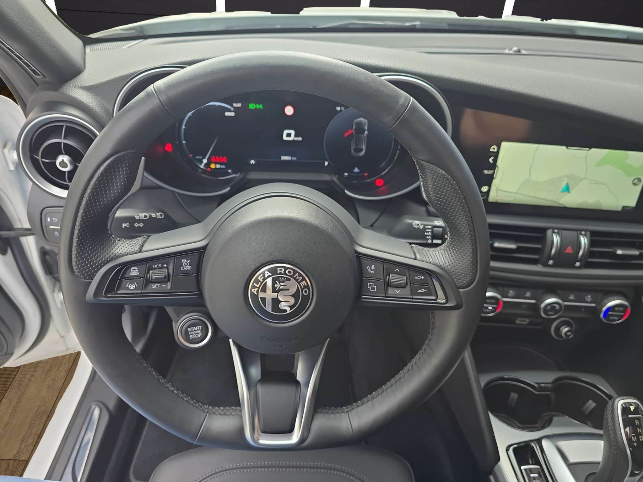 listing desktop thumbnail image 10