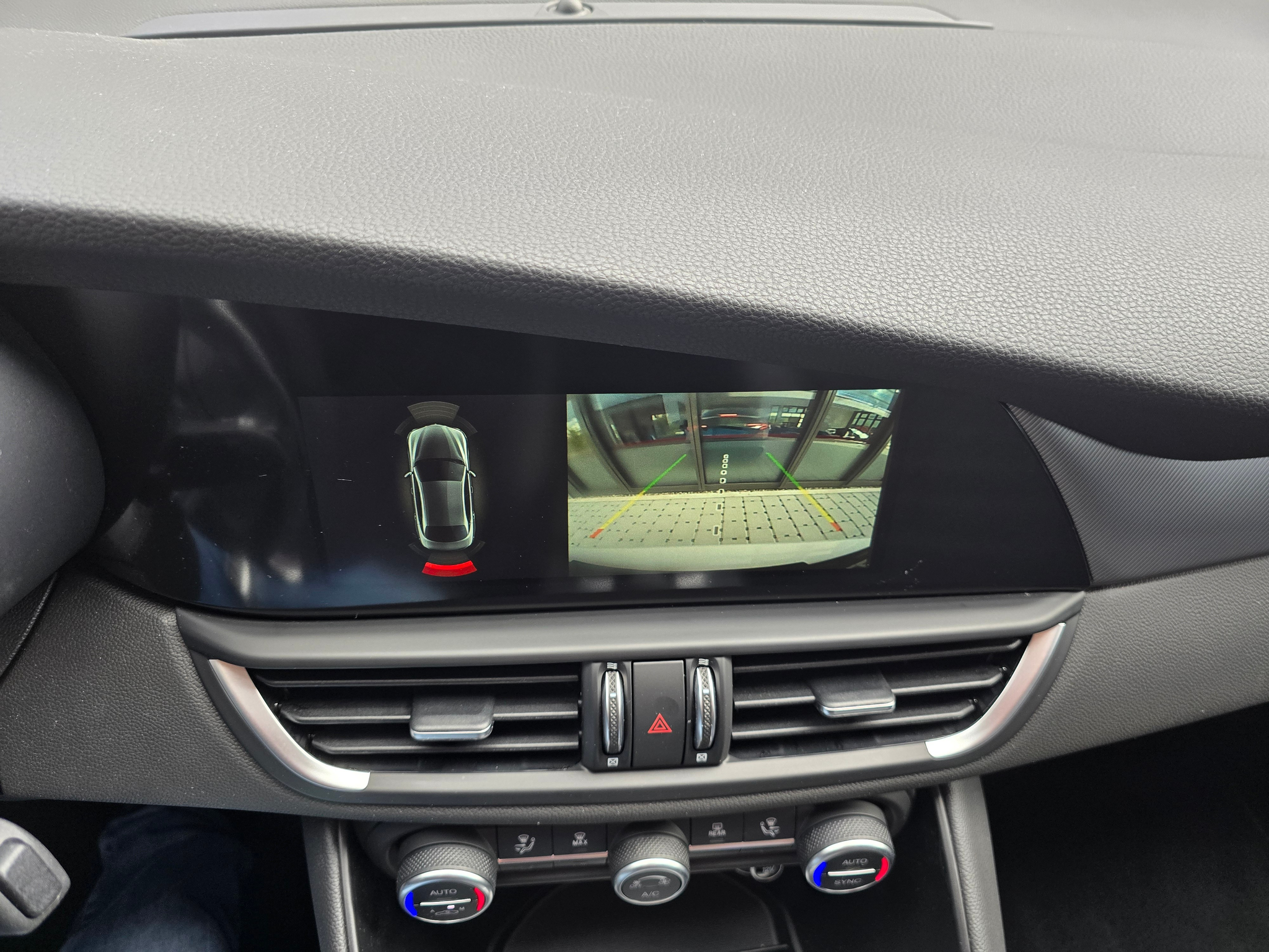 listing desktop thumbnail image 13