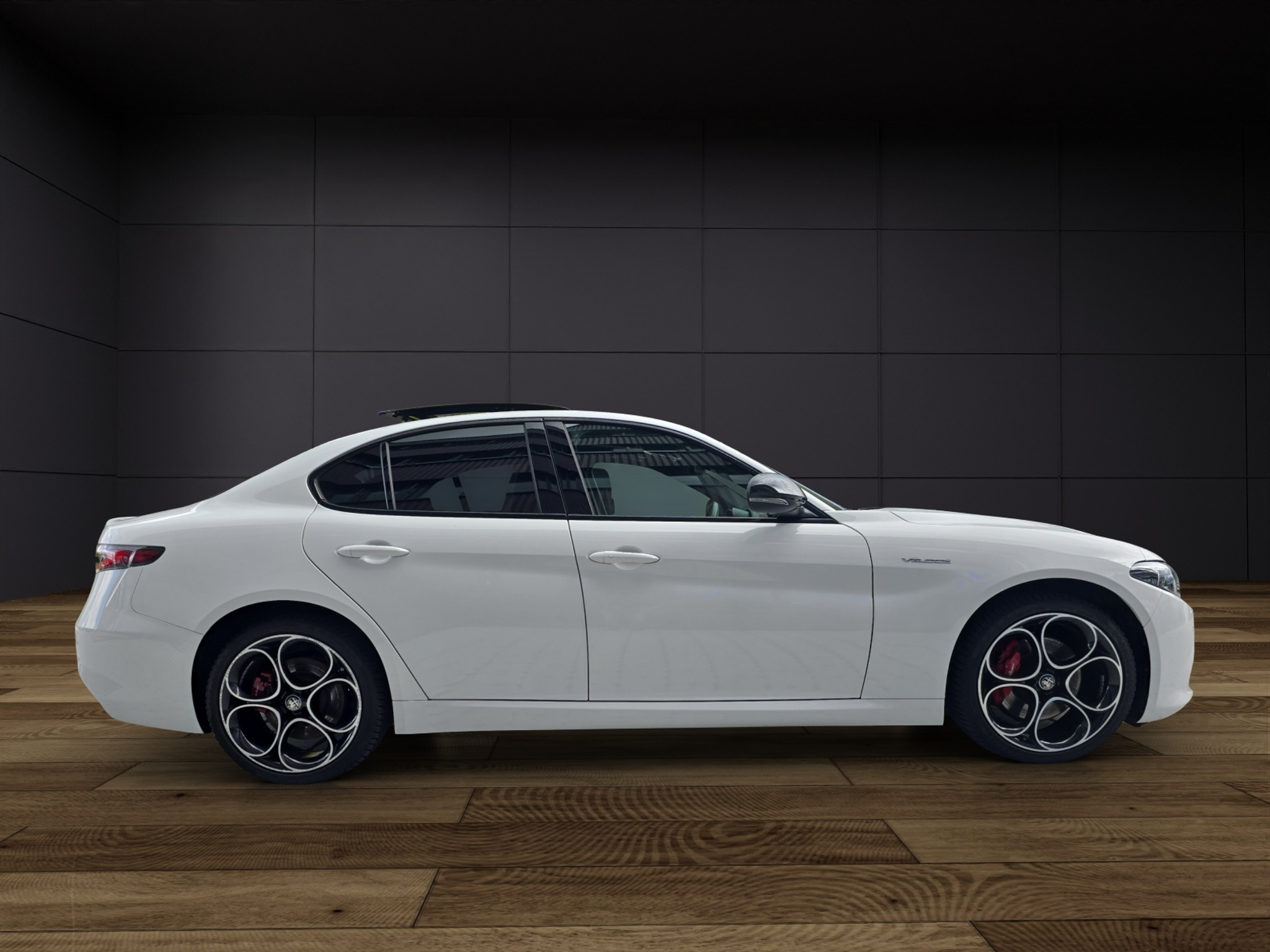 listing desktop thumbnail image 4