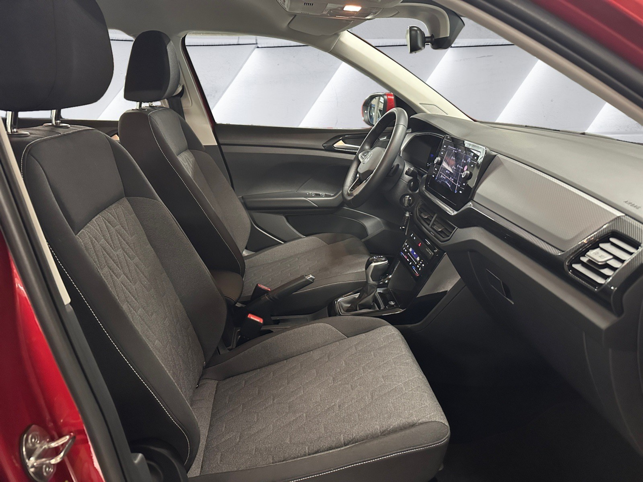 listing desktop thumbnail image 13