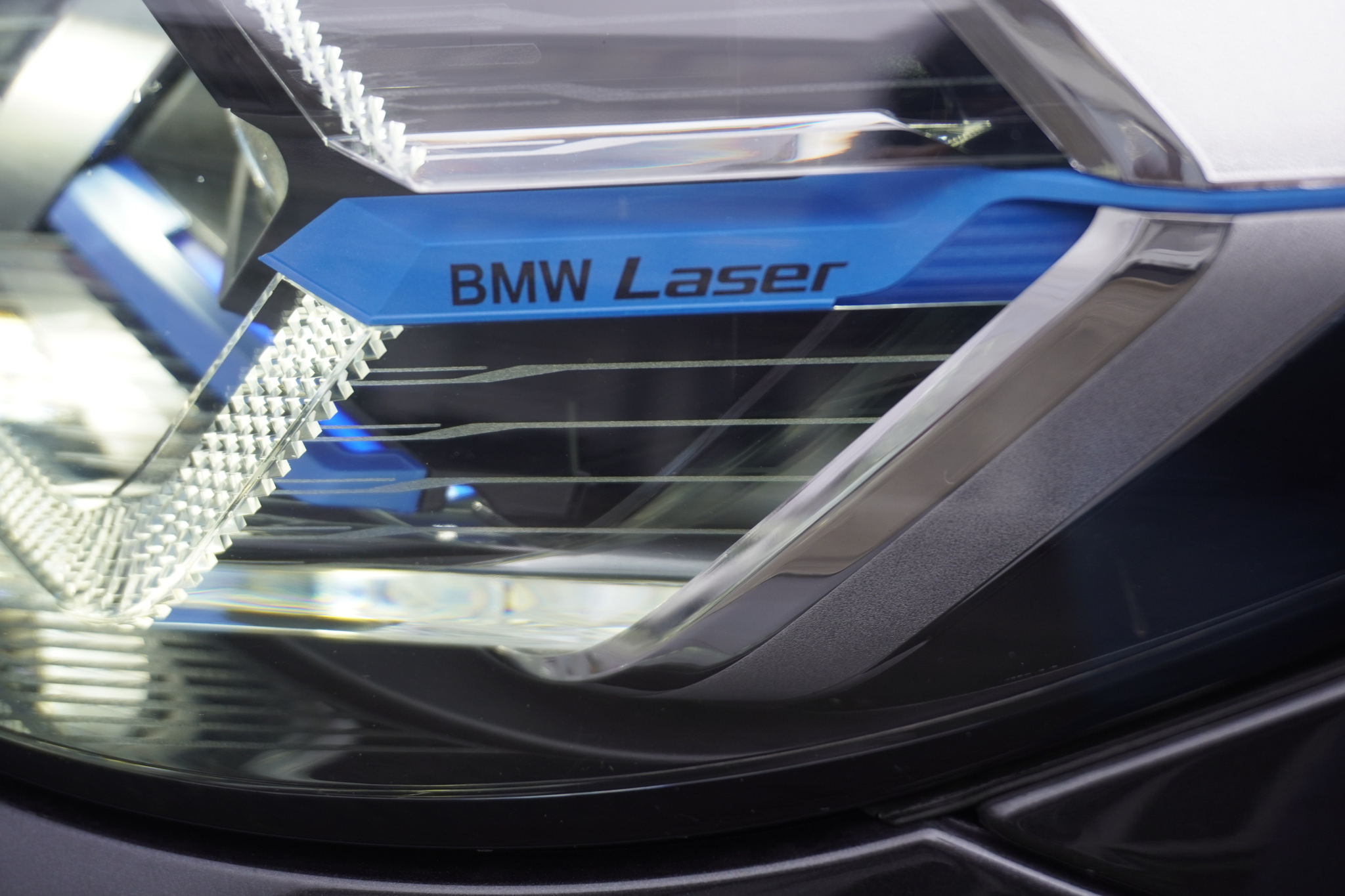 listing desktop thumbnail image 31