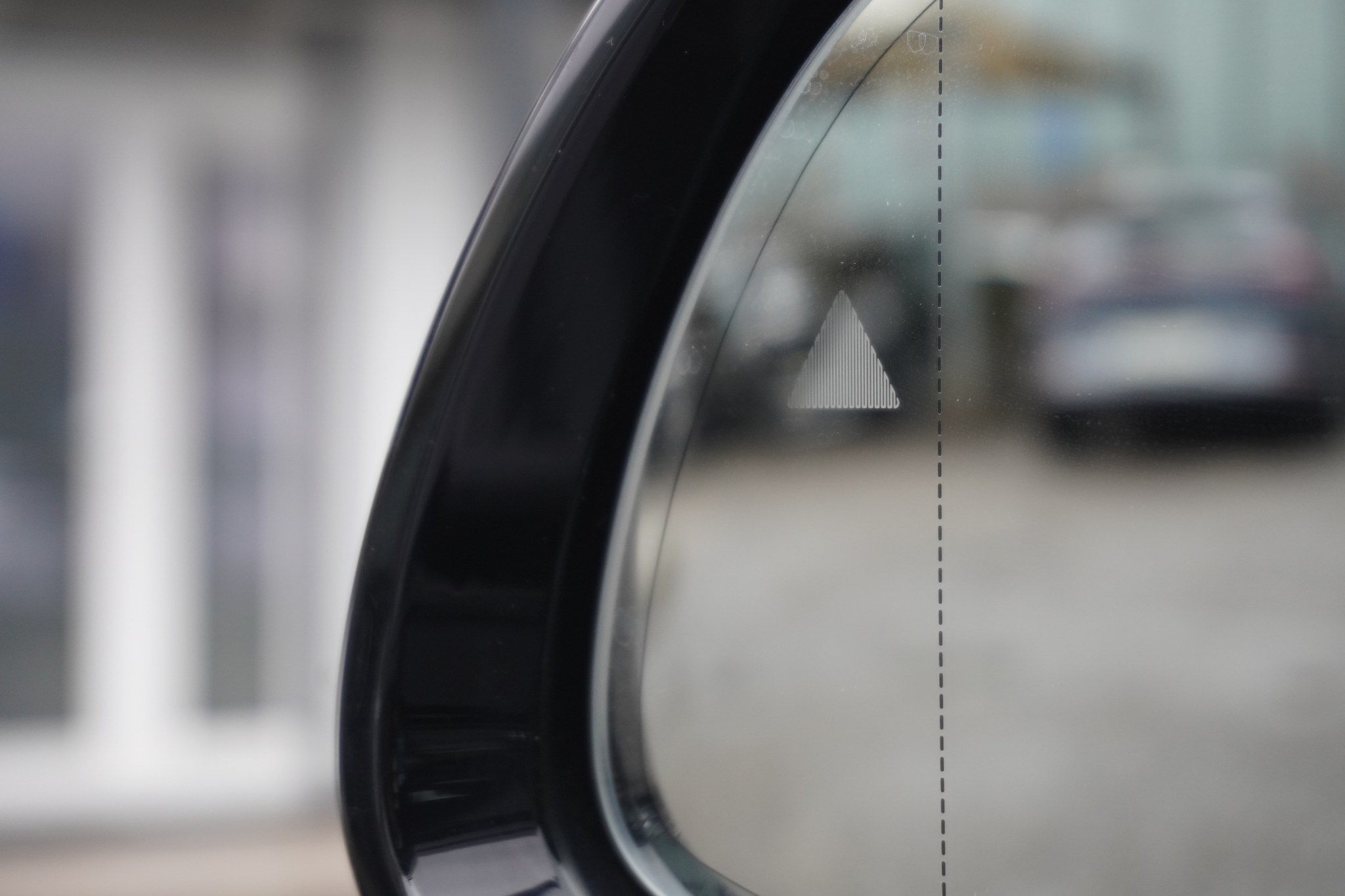 listing desktop thumbnail image 27