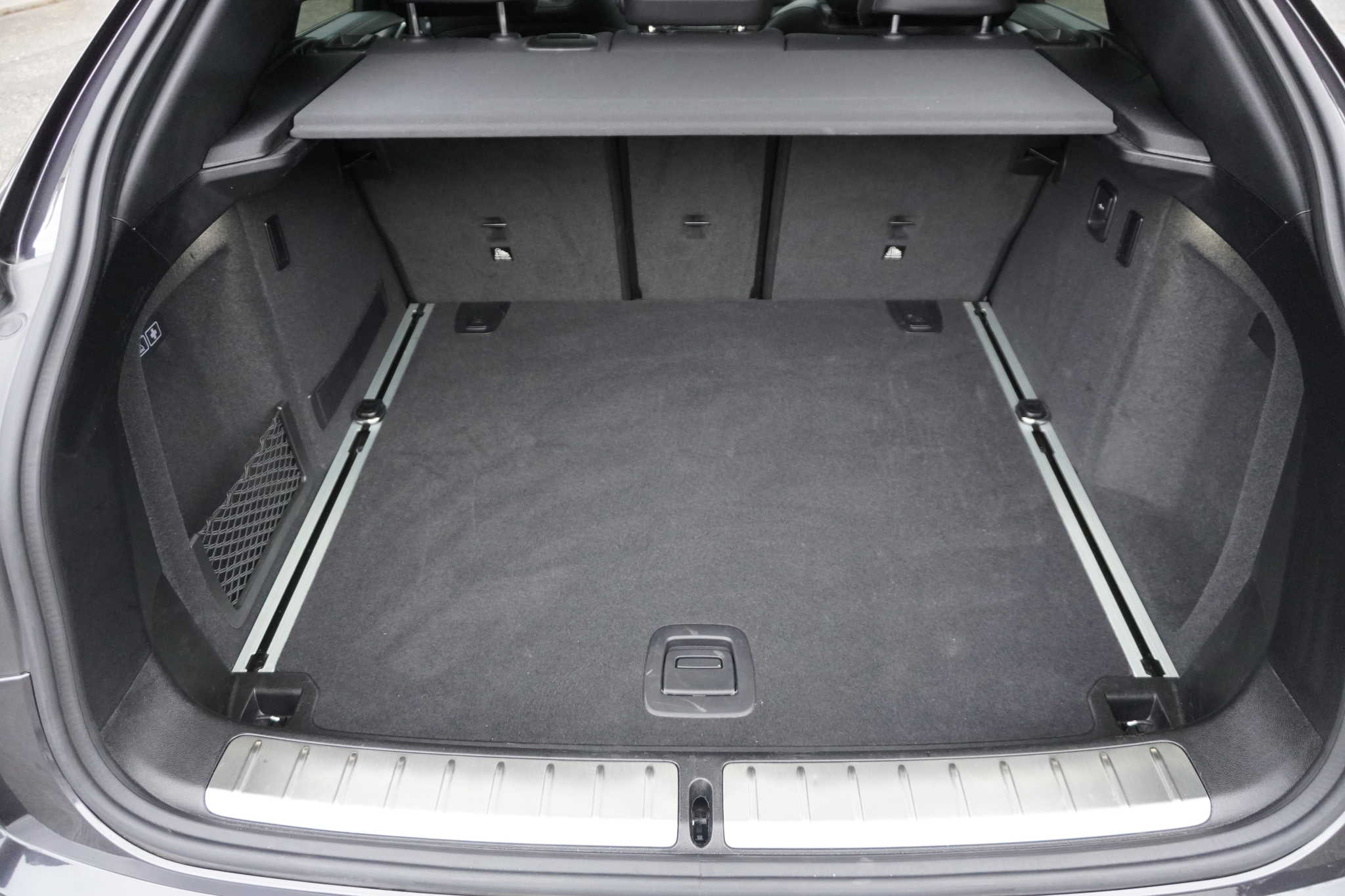 listing desktop thumbnail image 9