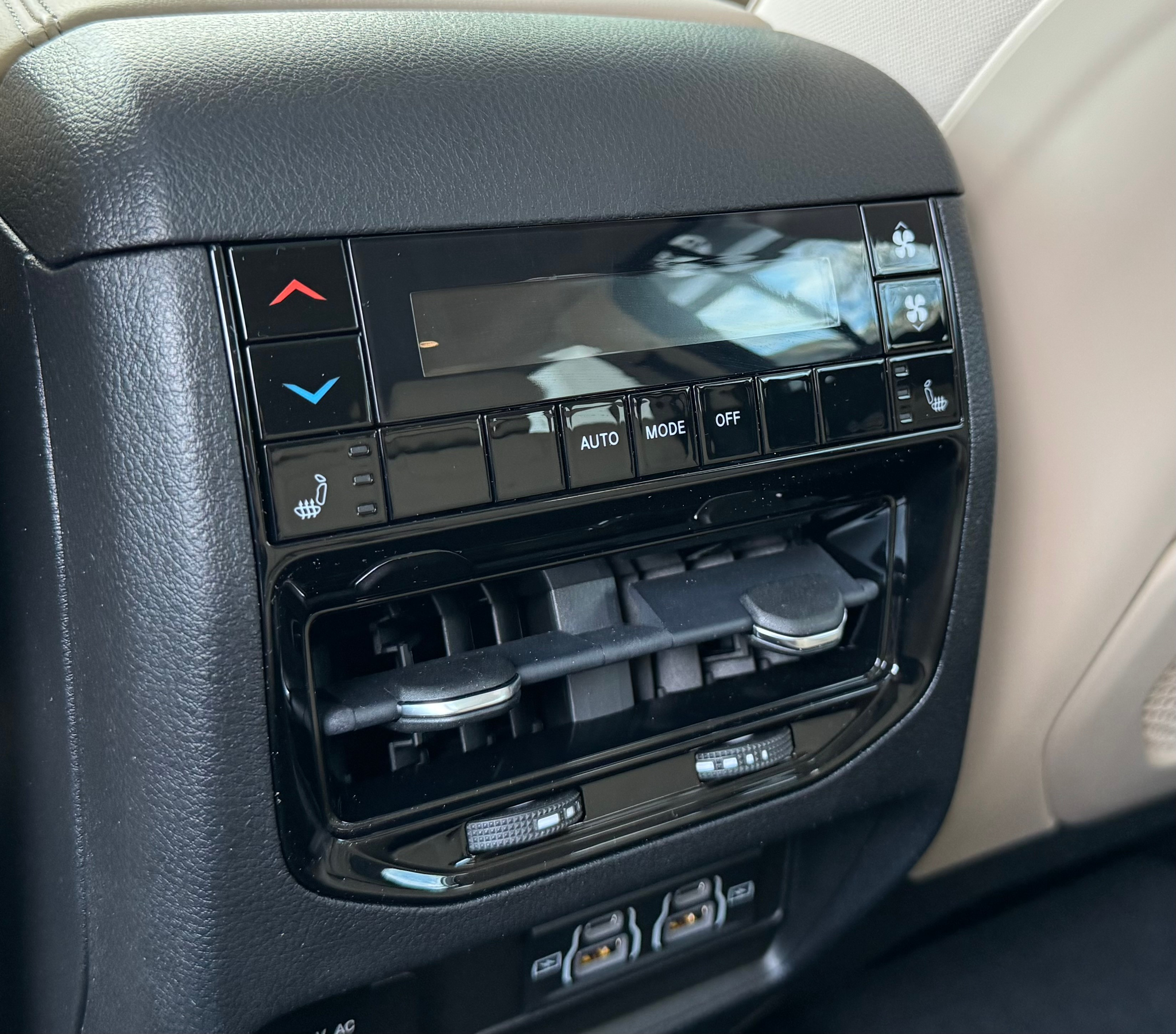 listing desktop thumbnail image 10