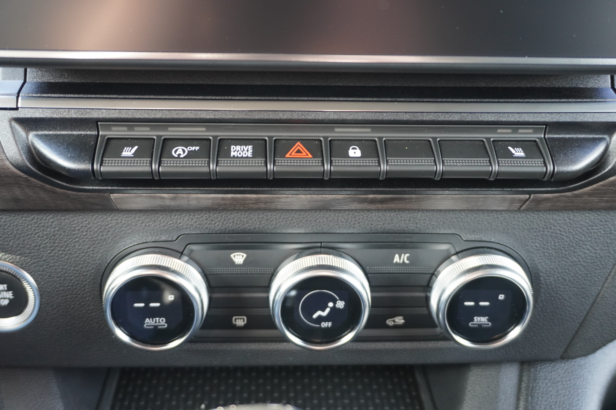 listing desktop thumbnail image 25