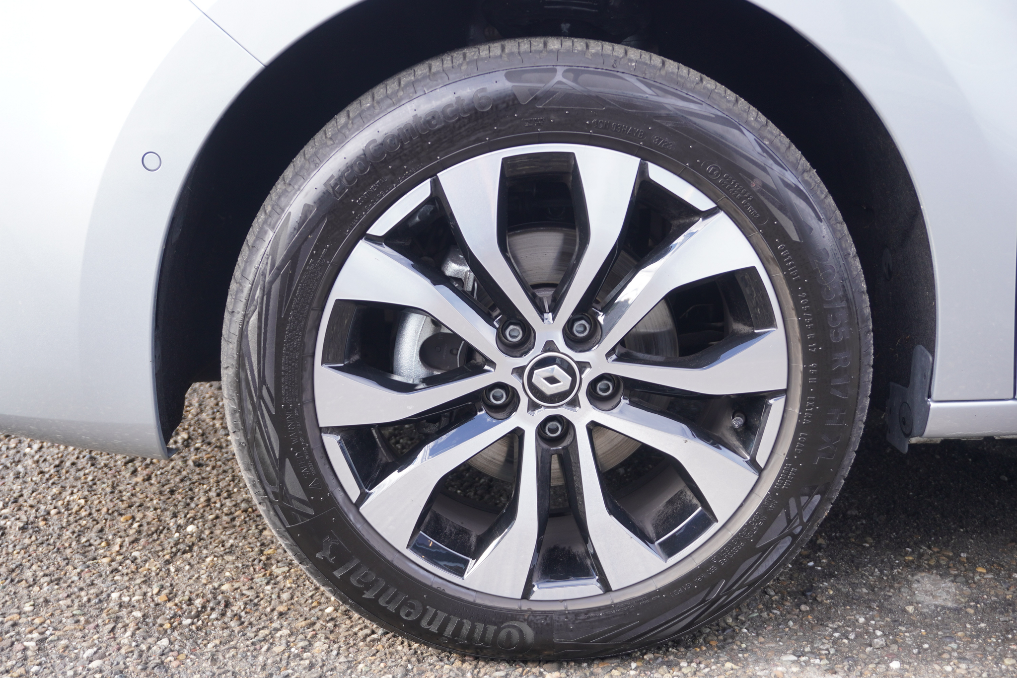 listing desktop thumbnail image 8