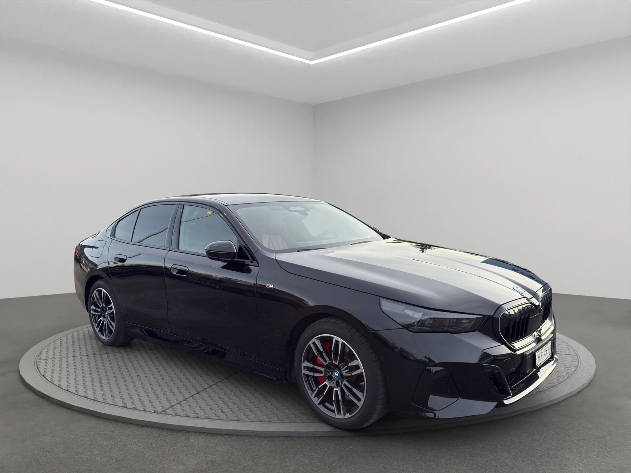 listing desktop thumbnail image 6