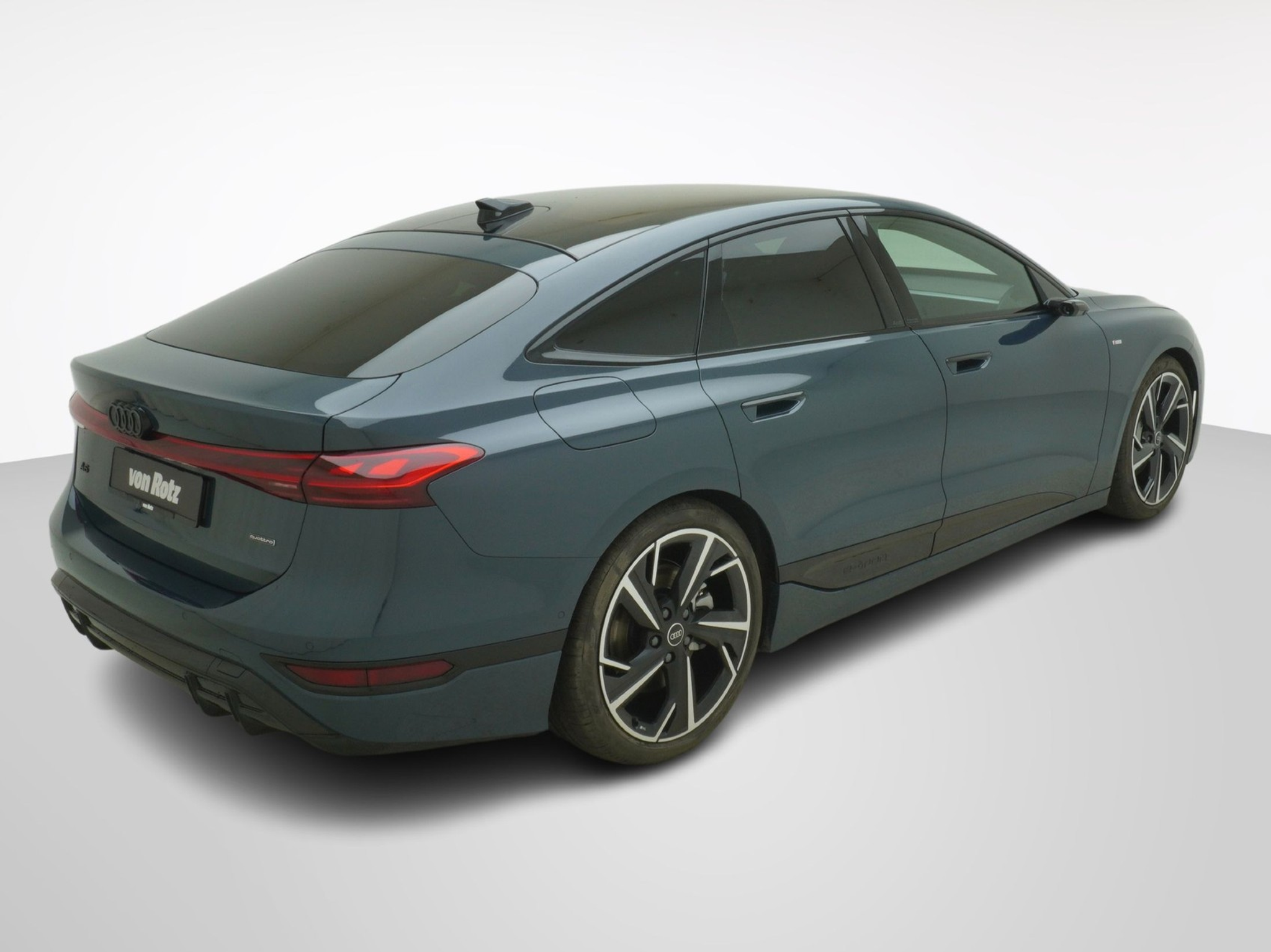 listing desktop thumbnail image 4