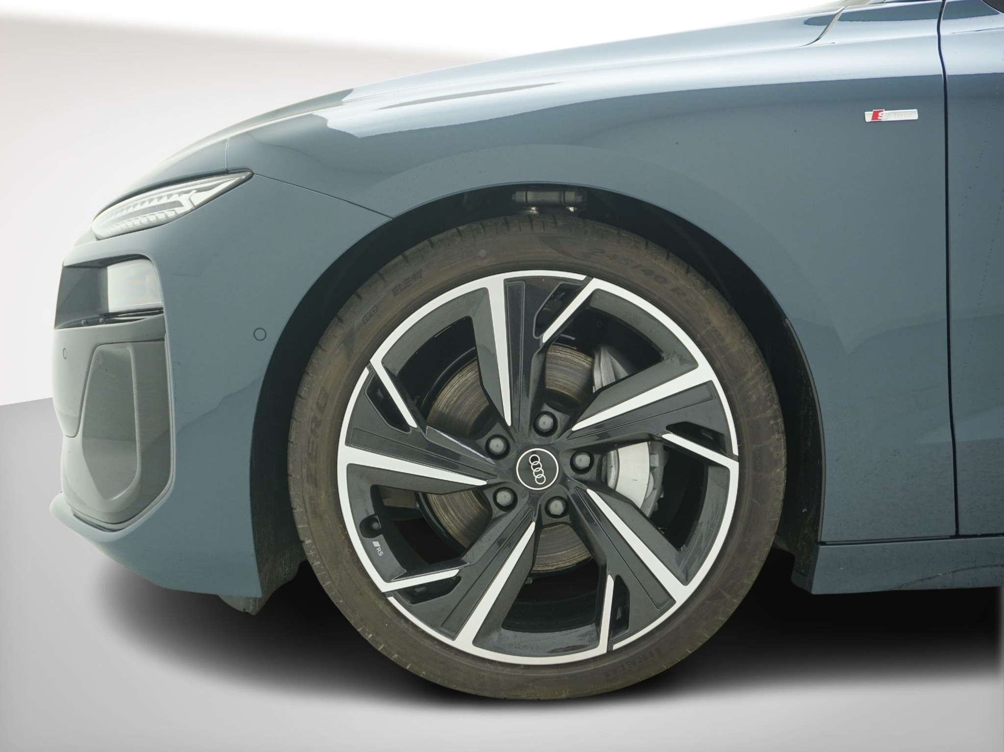 listing desktop thumbnail image 8