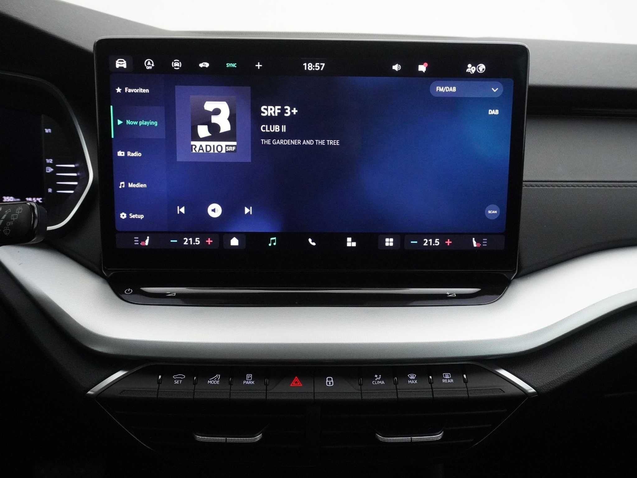 listing desktop thumbnail image 19