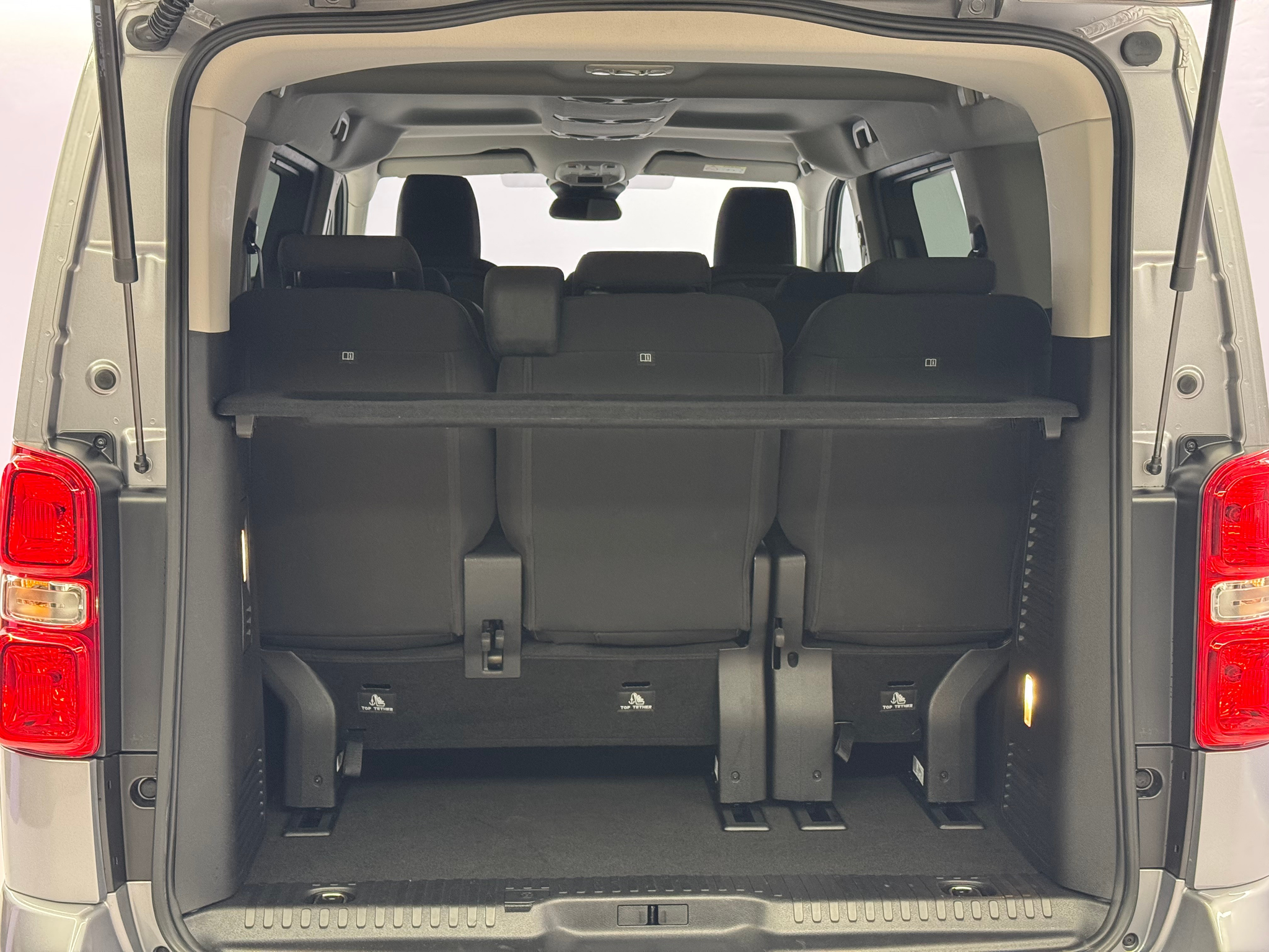 listing desktop thumbnail image 13