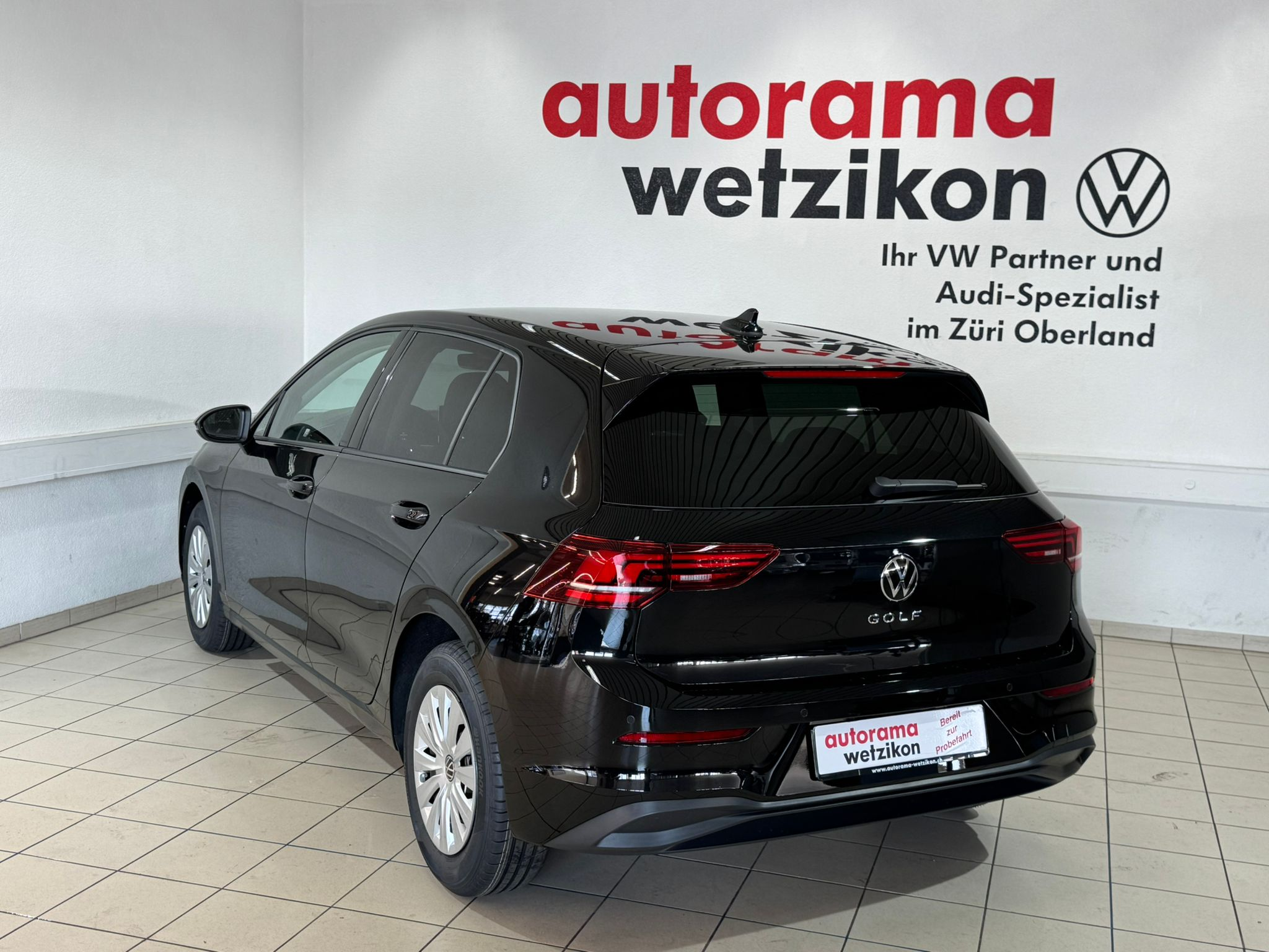 listing desktop thumbnail image 3